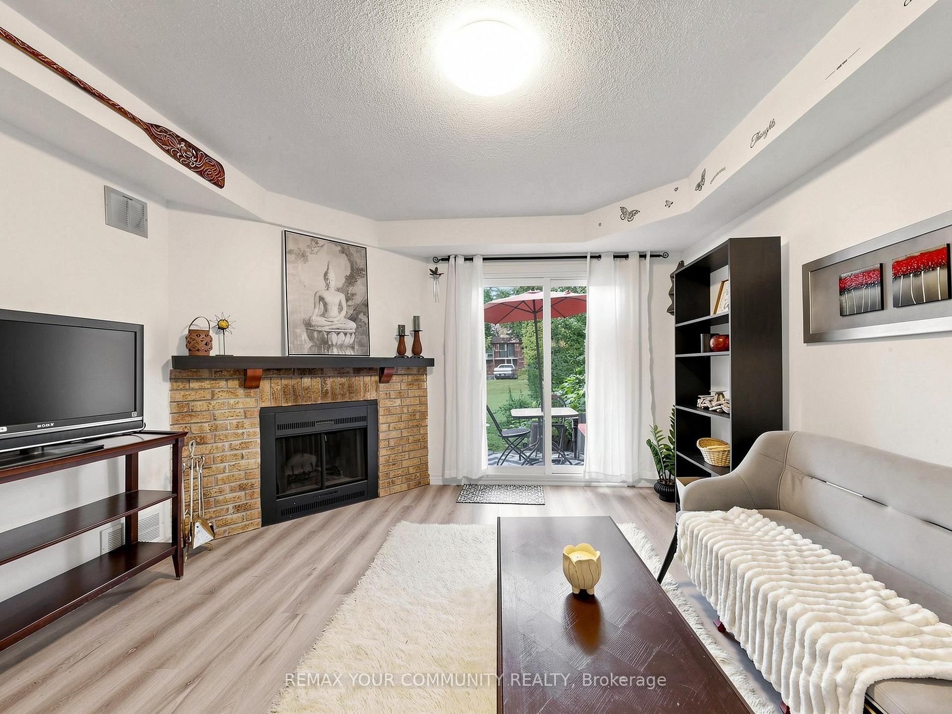 Photo 38 of Unit 16, 72 Ashglen Way, Markham, Unionville — HOMEH