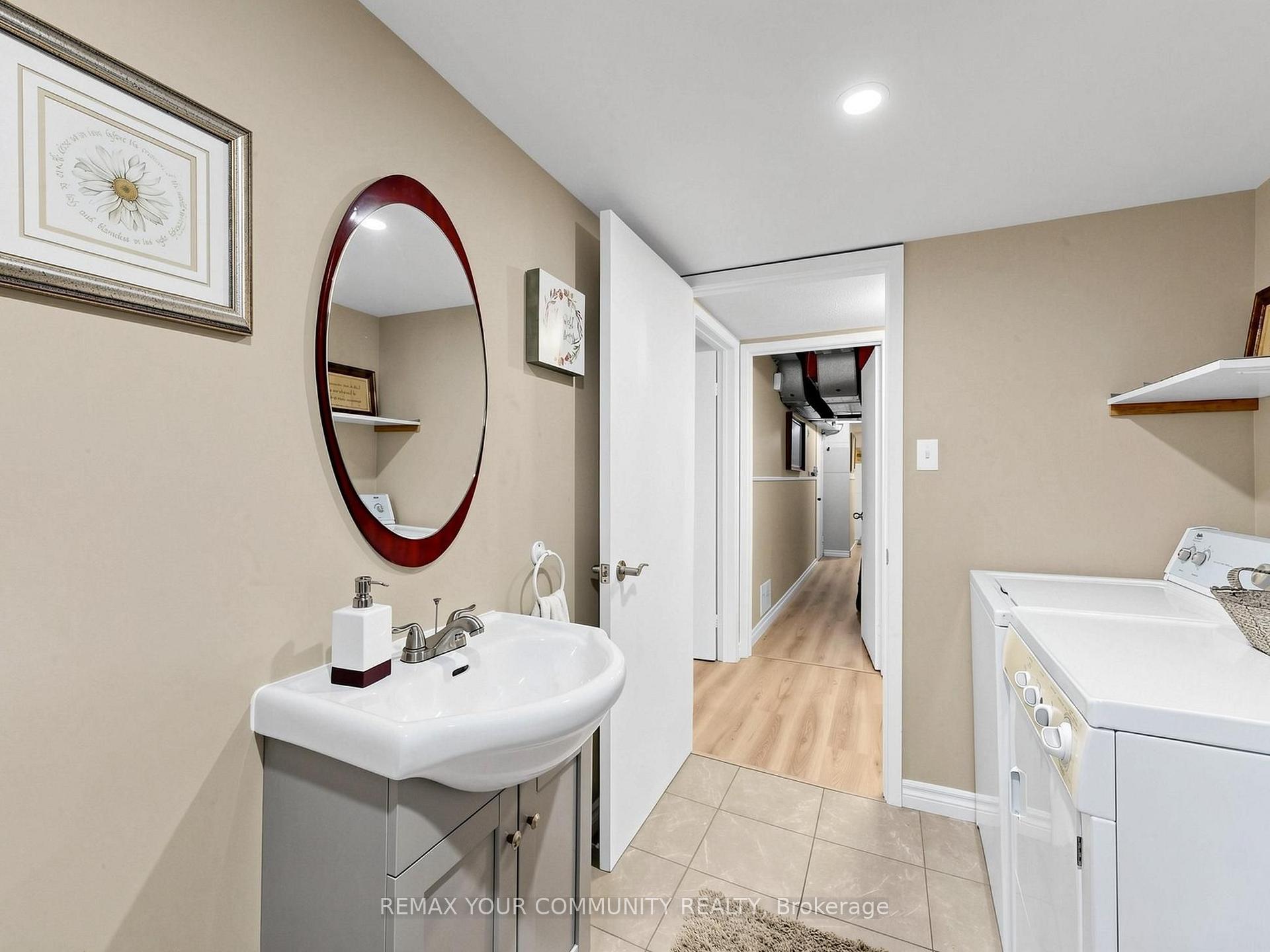Photo 40 of Unit 16, 72 Ashglen Way, Markham, Unionville — HOMEH