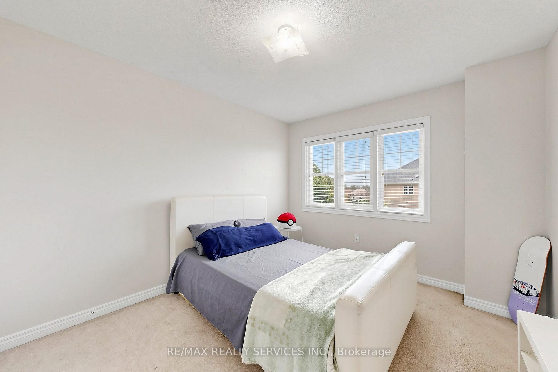 Photo 31 of 50 Rocky Point Crescent, Brampton, Madoc — HOMEH