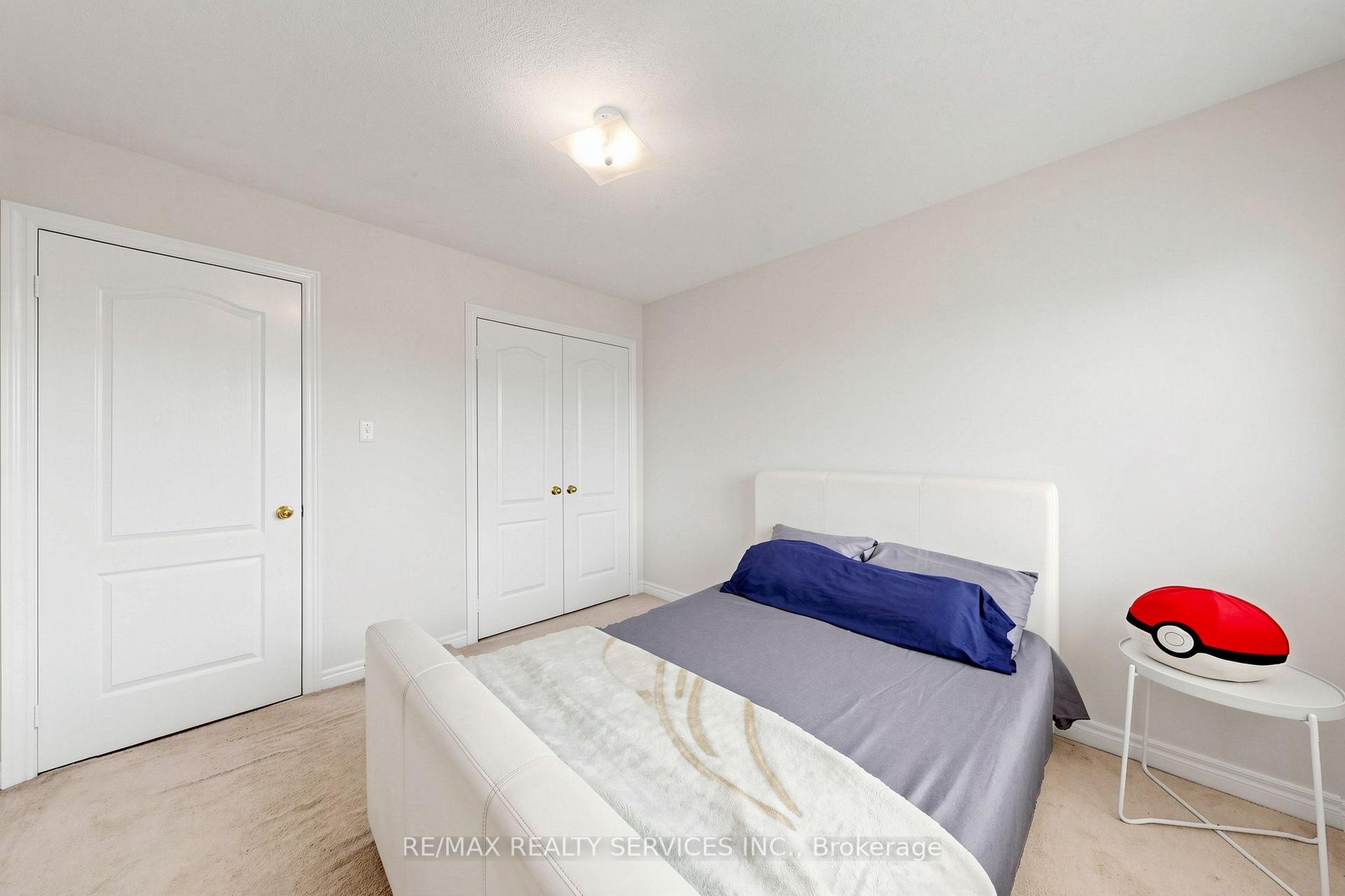 Photo 32 of 50 Rocky Point Crescent, Brampton, Madoc — HOMEH