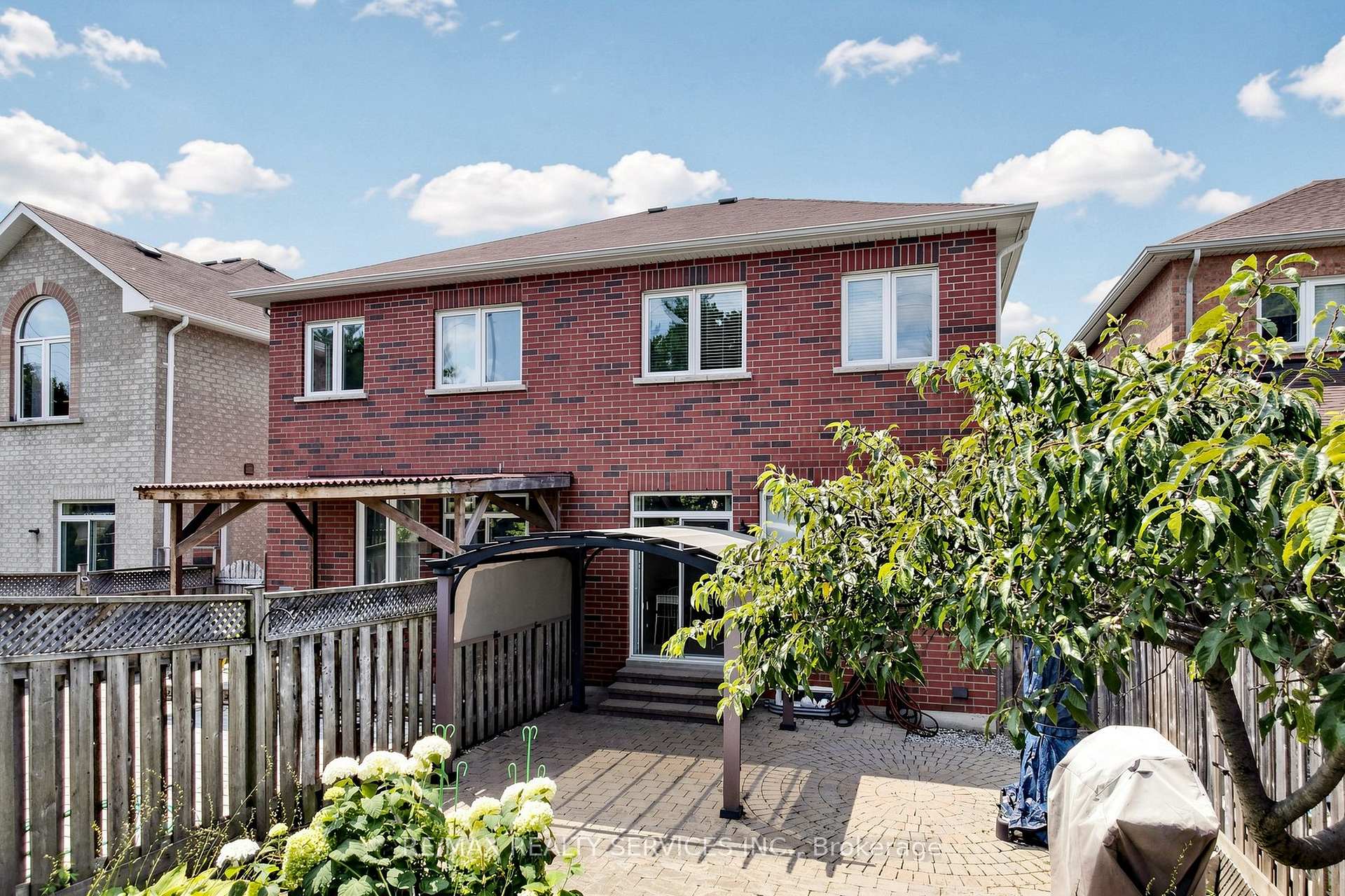 Photo 49 of 50 Rocky Point Crescent, Brampton, Madoc — HOMEH