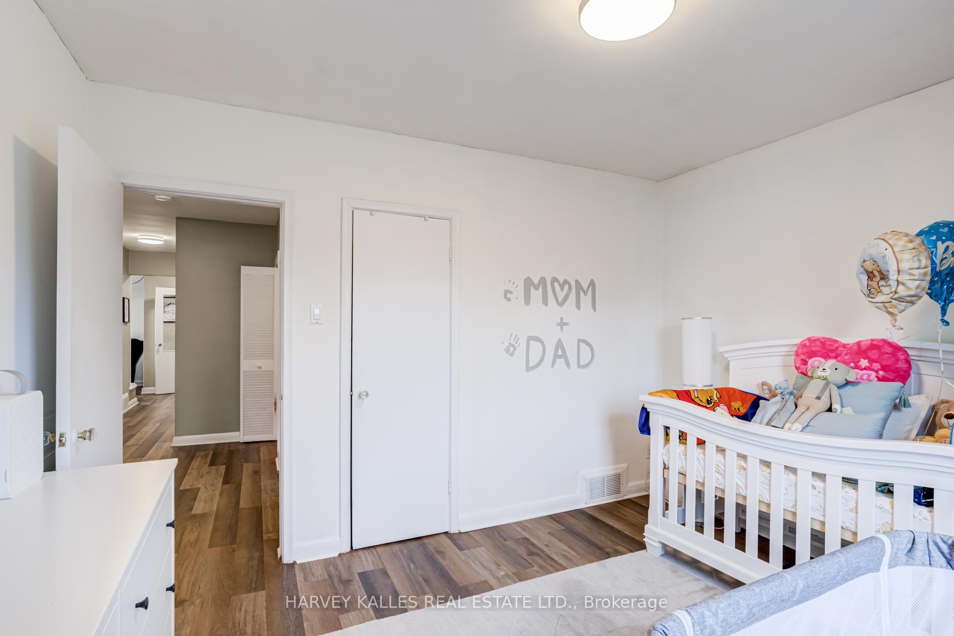 Photo 19 of 9 Sealcove Drive, Etobicoke, Etobicoke West Mall — HOMEH