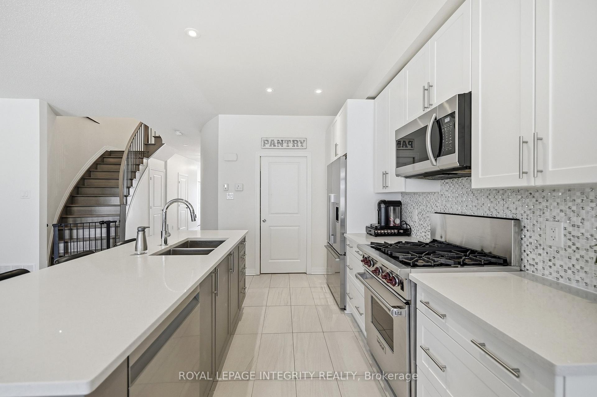 Photo 7 of 256 Gossamer Street, Ottawa, Mer Bleue/Bradley Estates/Anderson Park — HOMEH