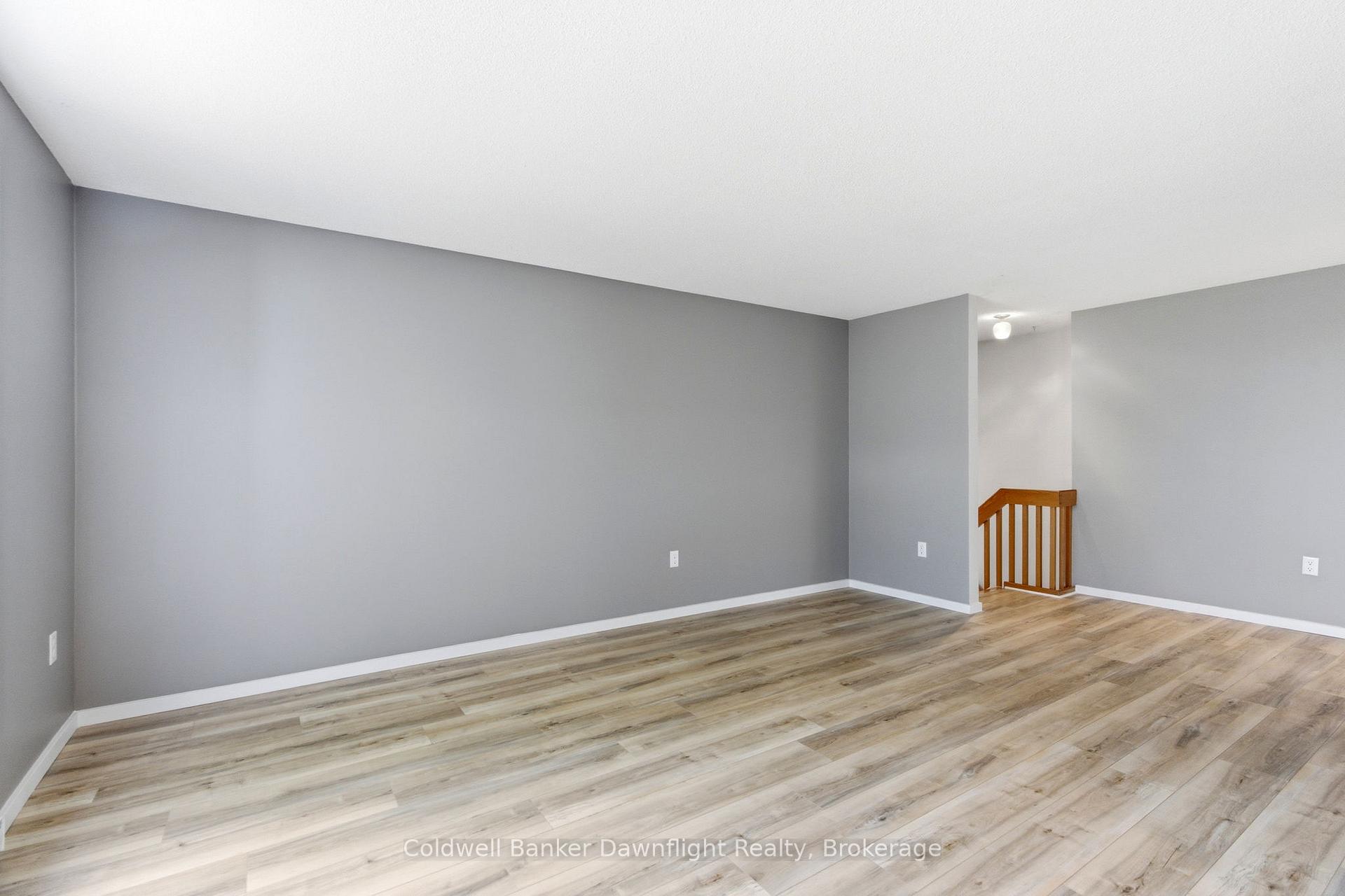 Photo 9 of 516 Maitland Court, North Huron, Wingham — HOMEH