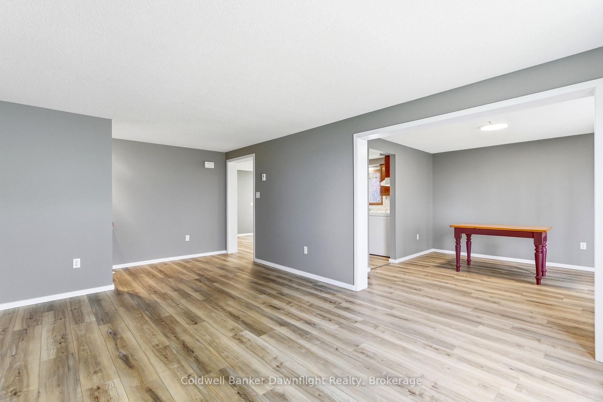 Photo 10 of 516 Maitland Court, North Huron, Wingham — HOMEH