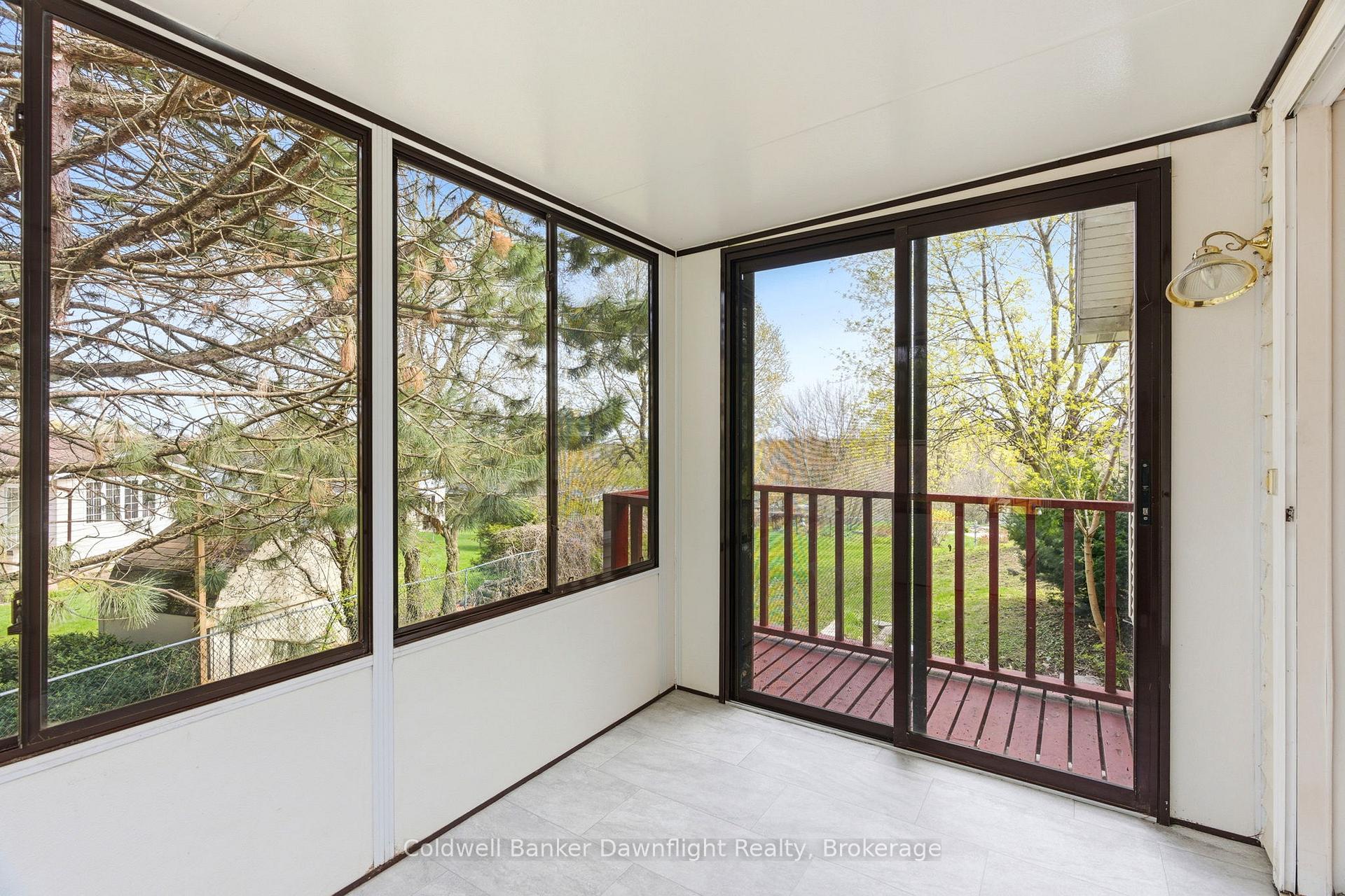 Photo 14 of 516 Maitland Court, North Huron, Wingham — HOMEH