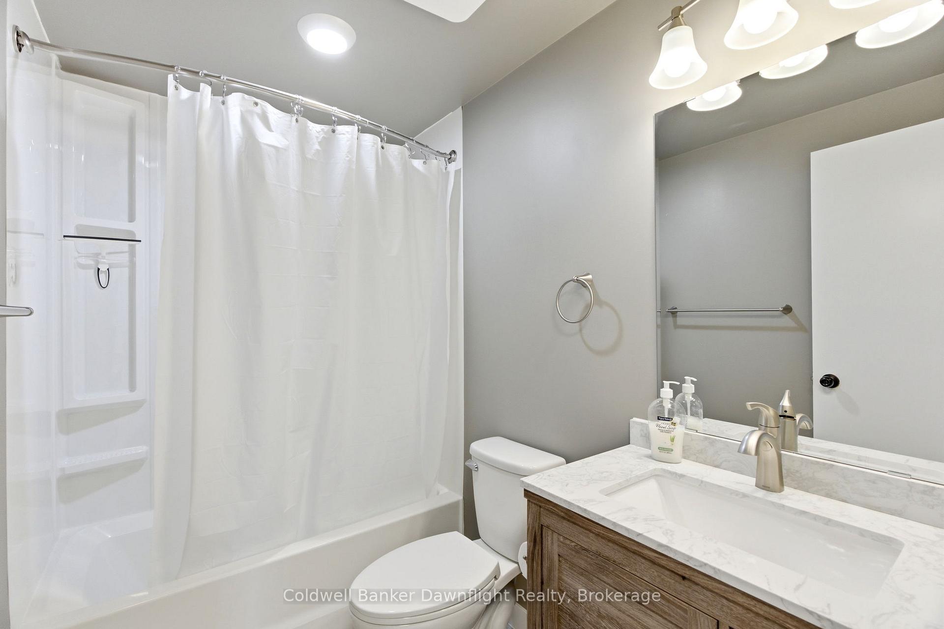 Photo 20 of 516 Maitland Court, North Huron, Wingham — HOMEH