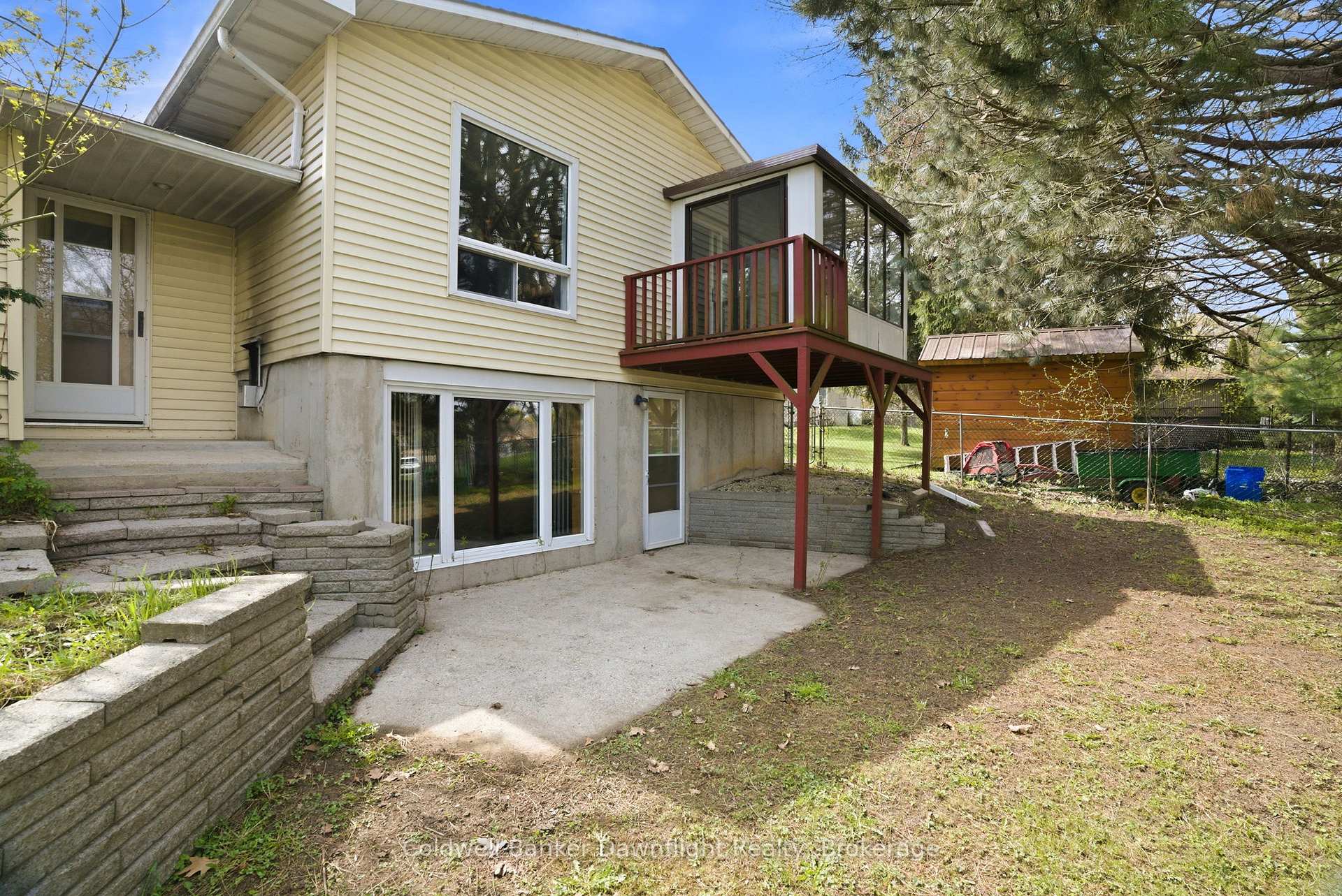 Photo 40 of 516 Maitland Court, North Huron, Wingham — HOMEH