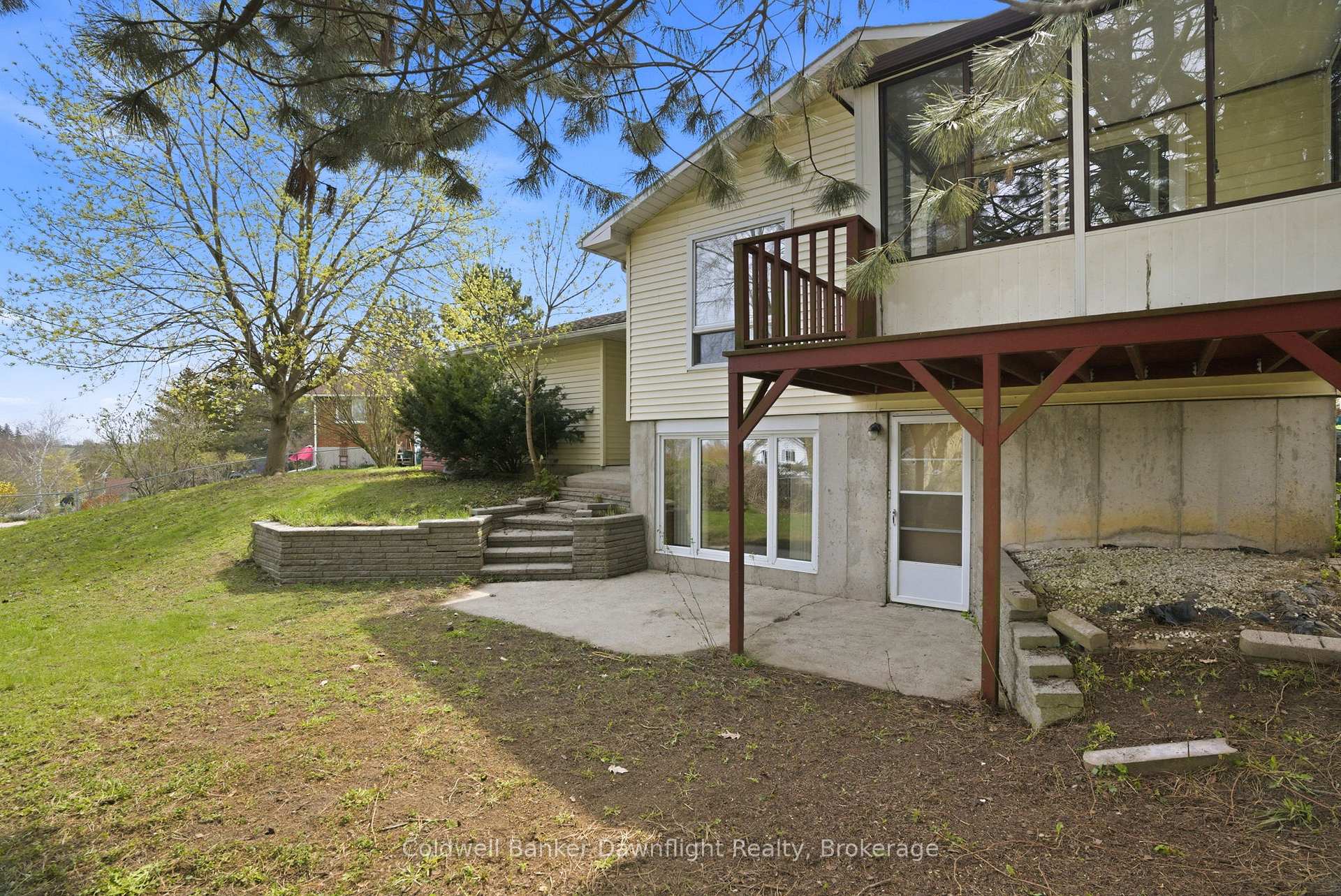 Photo 42 of 516 Maitland Court, North Huron, Wingham — HOMEH
