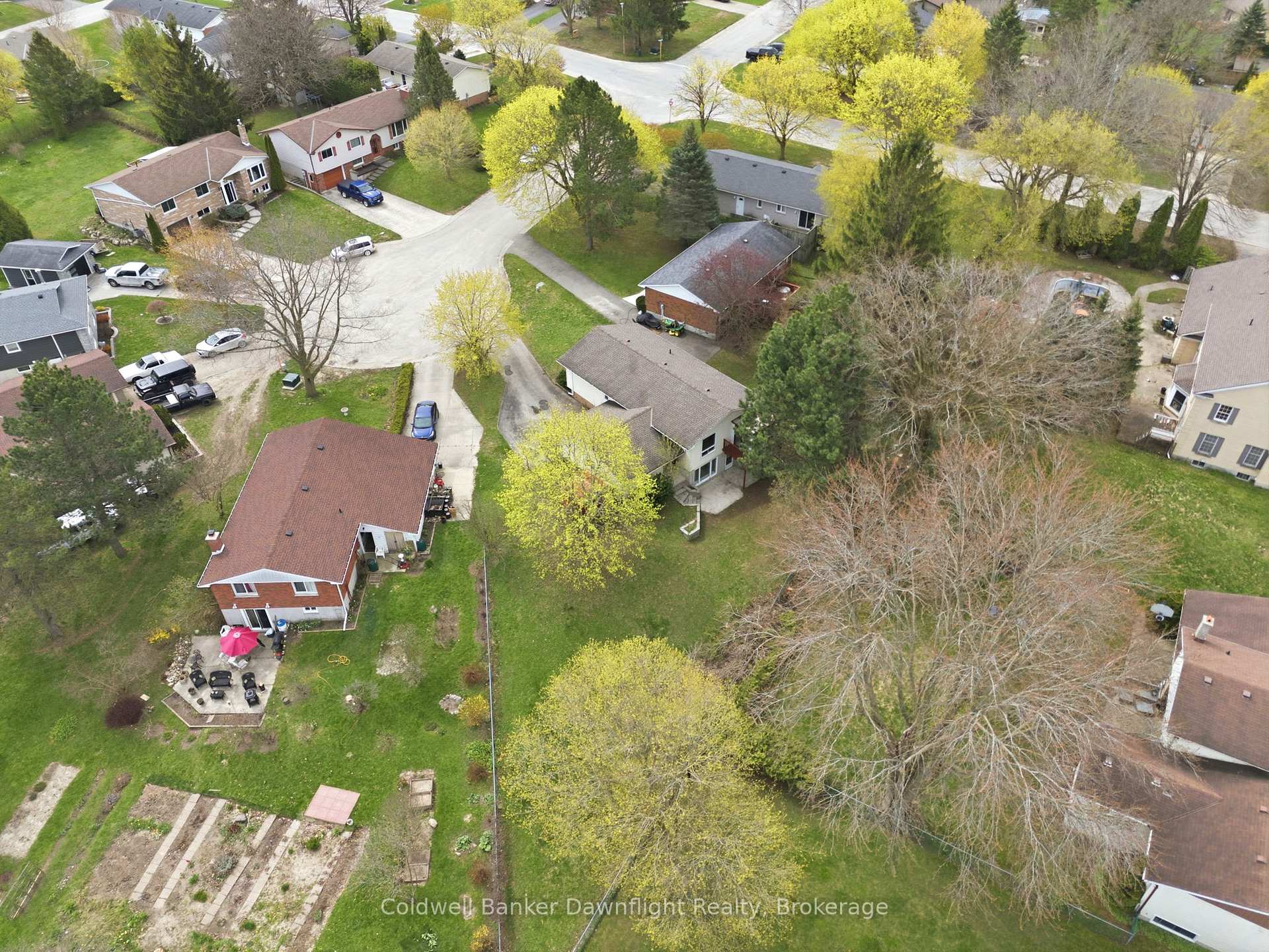 Photo 49 of 516 Maitland Court, North Huron, Wingham — HOMEH