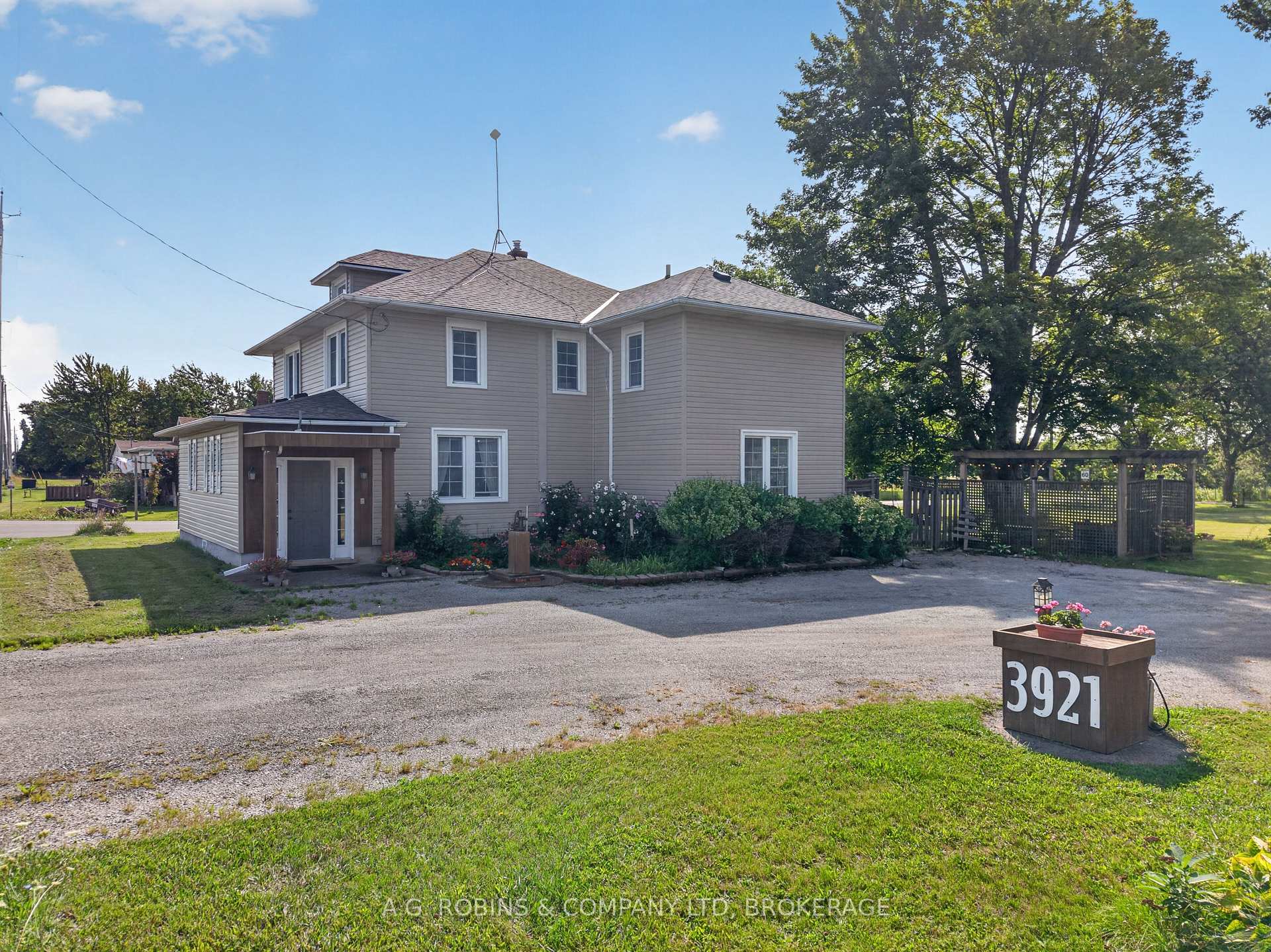 Photo 7 of 3921 #3 Highway E, Port Colborne, Sherkston — HOMEH
