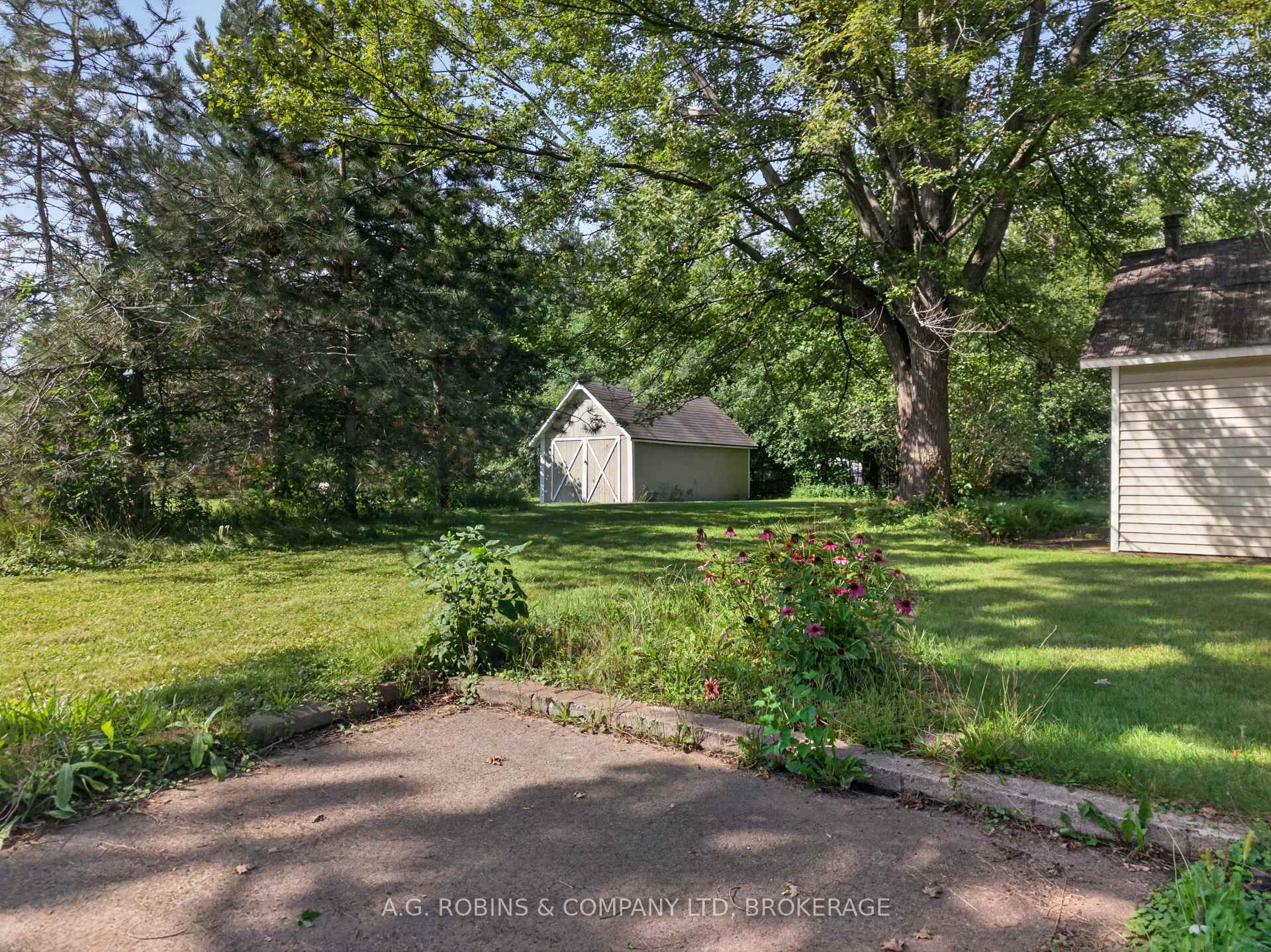 Photo 10 of 3921 #3 Highway E, Port Colborne, Sherkston — HOMEH