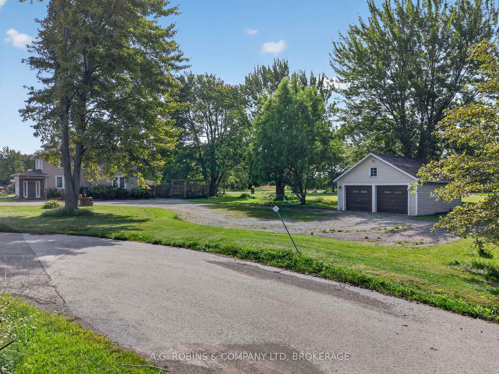 Photo 12 of 3921 #3 Highway E, Port Colborne, Sherkston — HOMEH