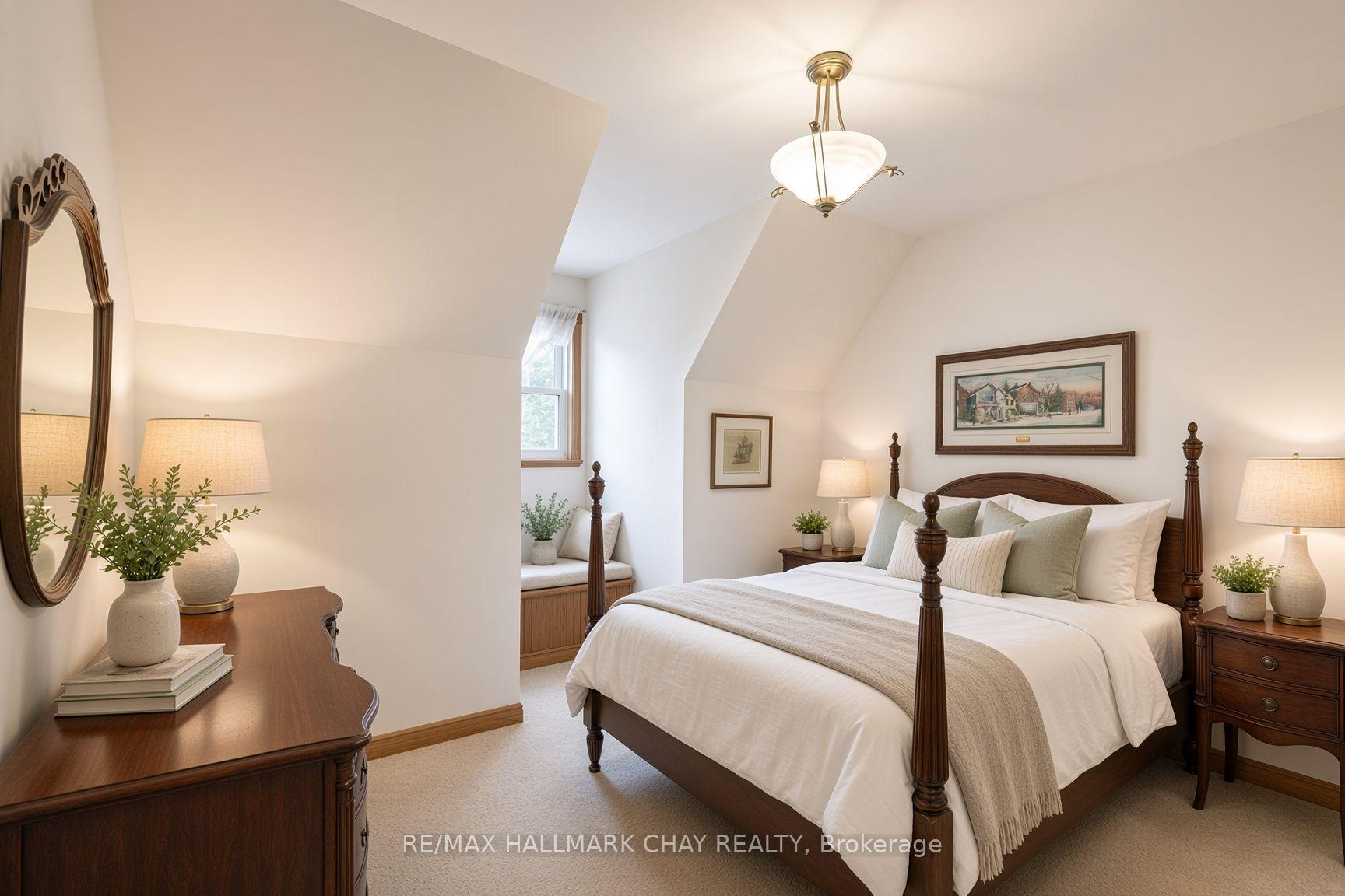 Photo 7 of 372 Lakewood Drive, Midland — HOMEH