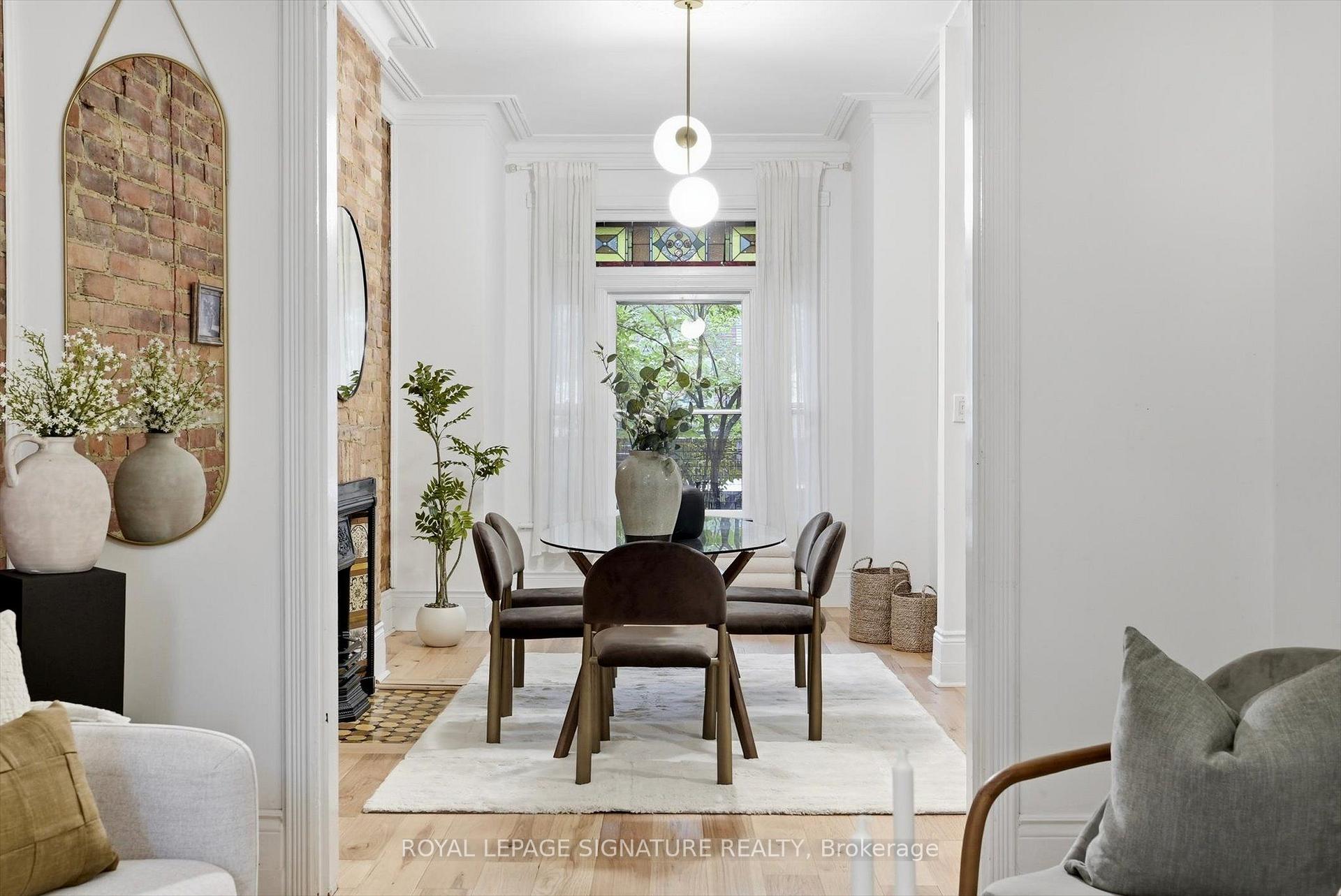 Photo 5 of 230 Dovercourt Road, Toronto, Little Portugal — HOMEH