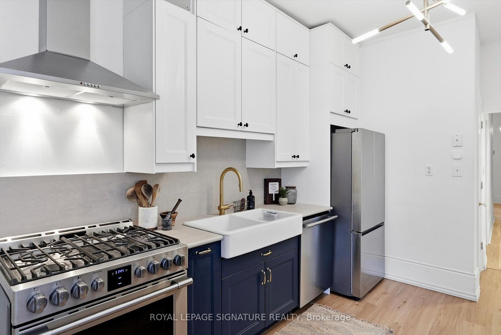 Photo 10 of 230 Dovercourt Road, Toronto, Little Portugal — HOMEH