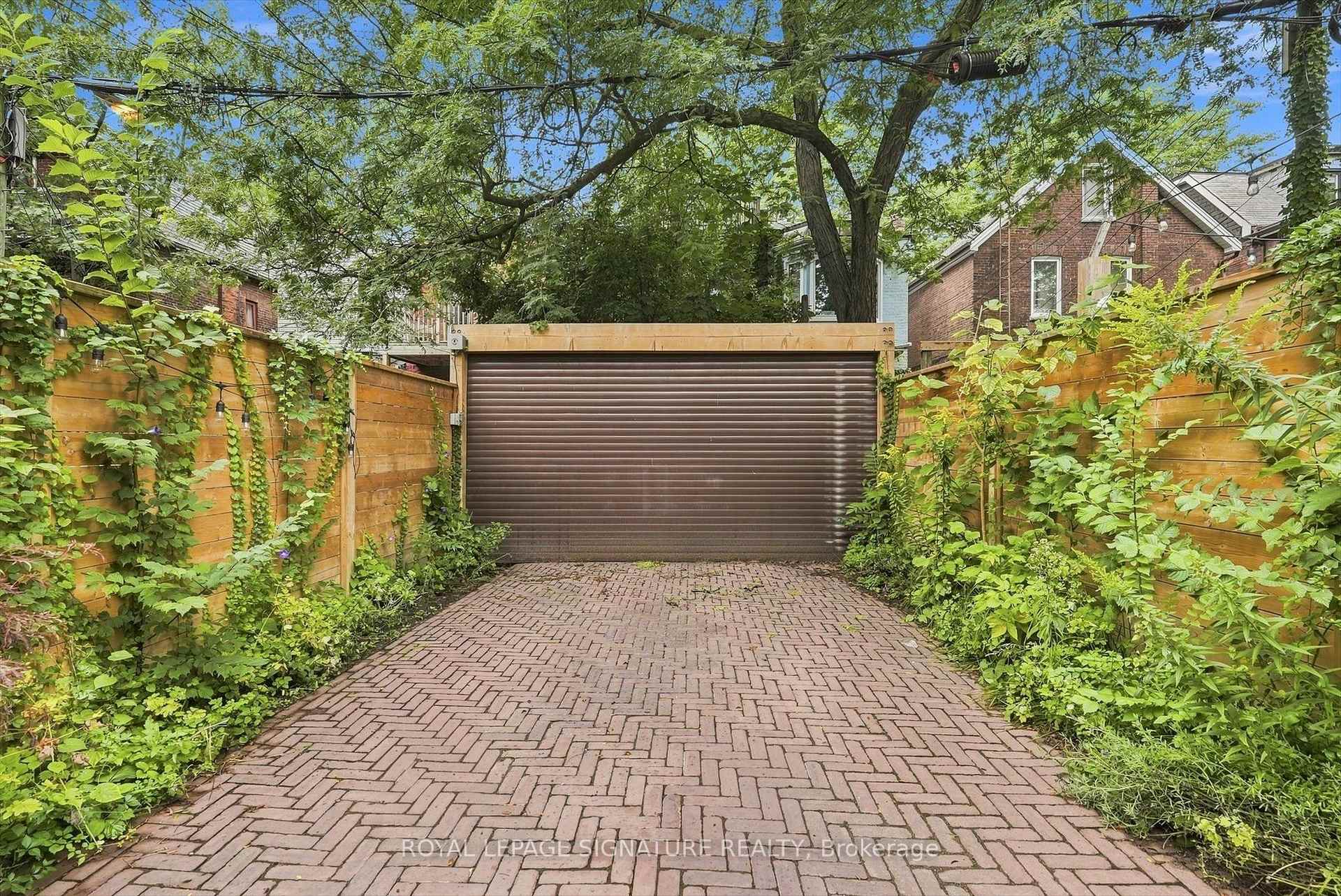Photo 45 of 230 Dovercourt Road, Toronto, Little Portugal — HOMEH
