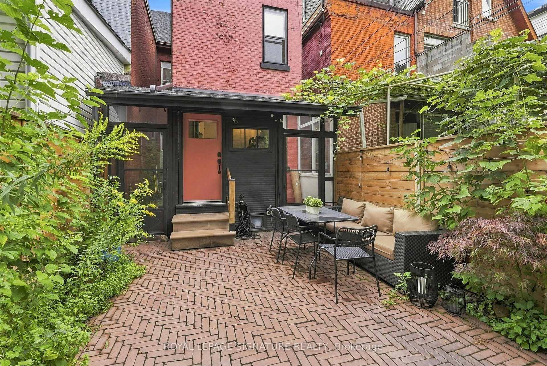 Photo 46 of 230 Dovercourt Road, Toronto, Little Portugal — HOMEH
