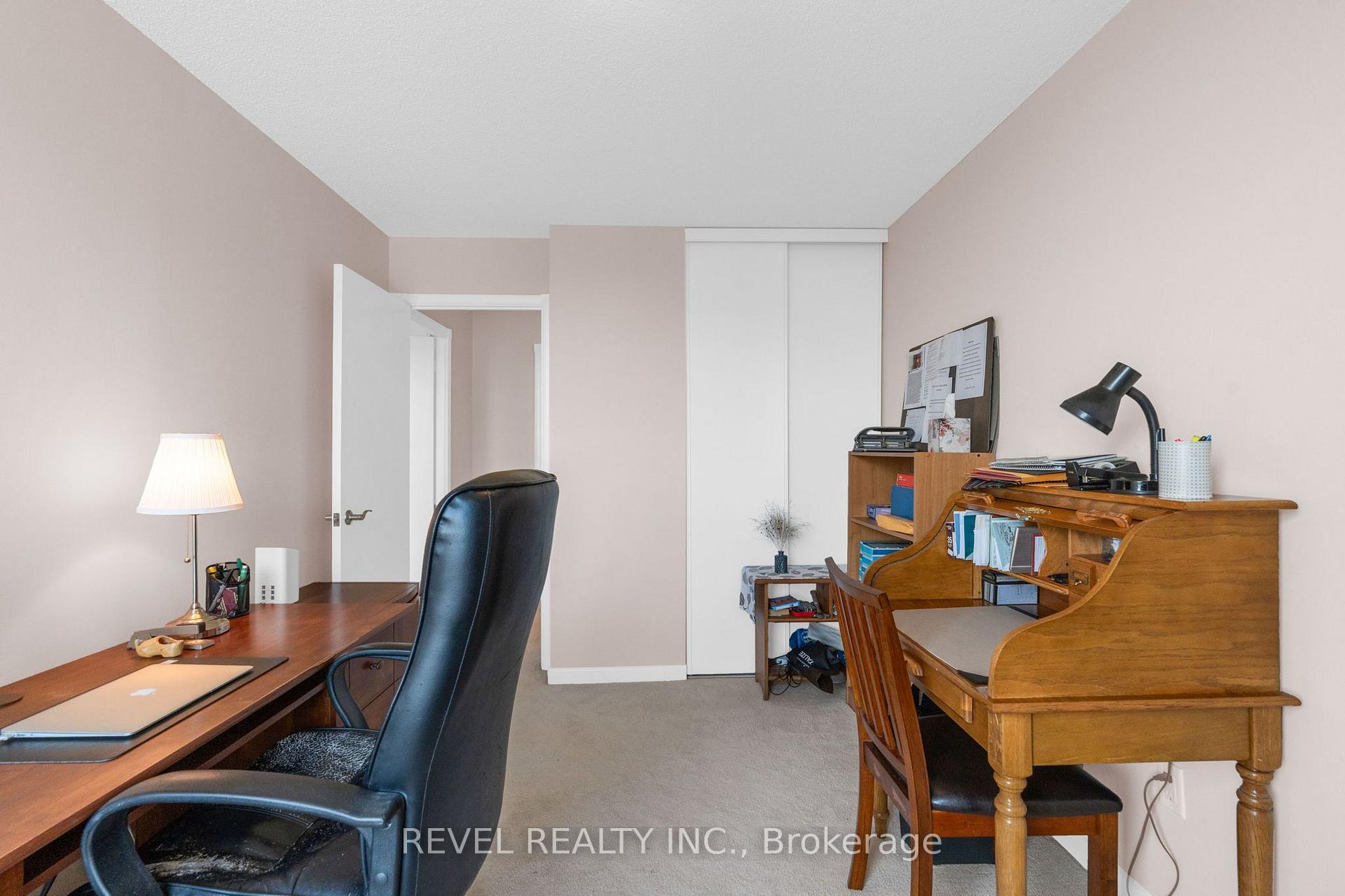 Photo 20 of Unit 305, 181 Collier Street, Barrie, North Shore — HOMEH