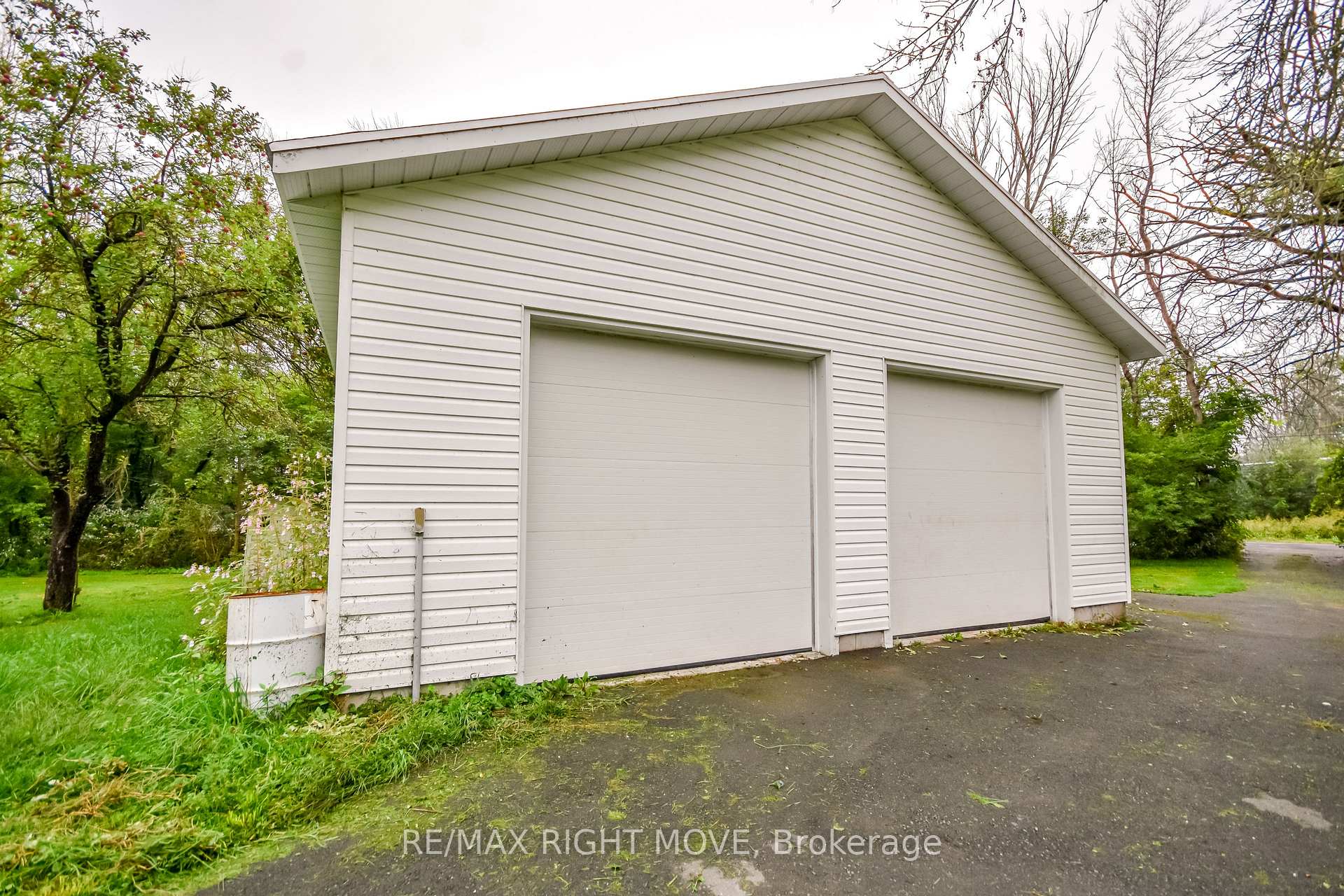 Photo 5 of 7514 Rama Road, Ramara, Rural Ramara — HOMEH