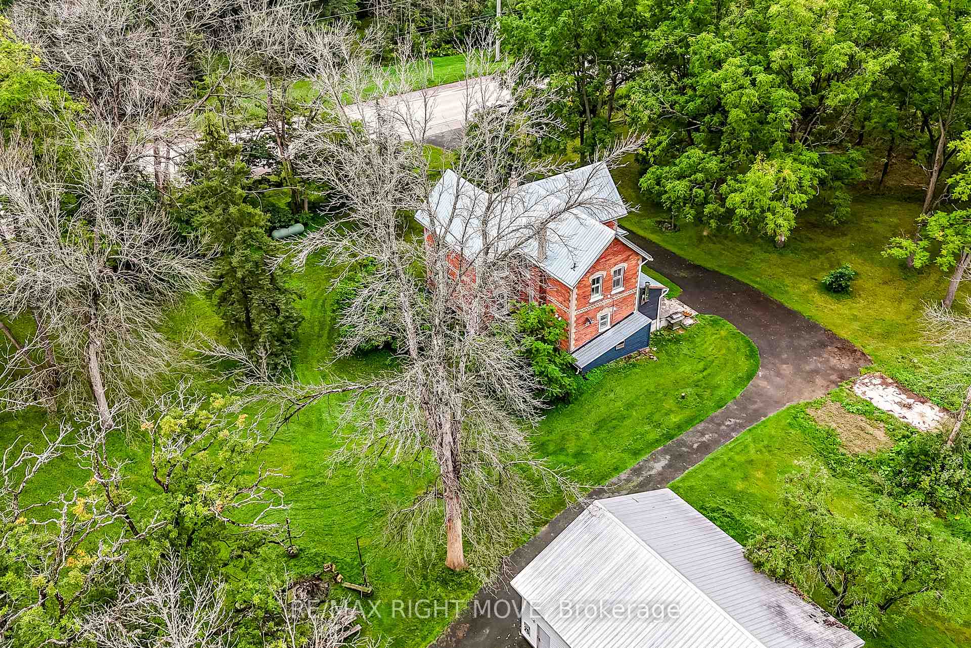 Photo 7 of 7514 Rama Road, Ramara, Rural Ramara — HOMEH