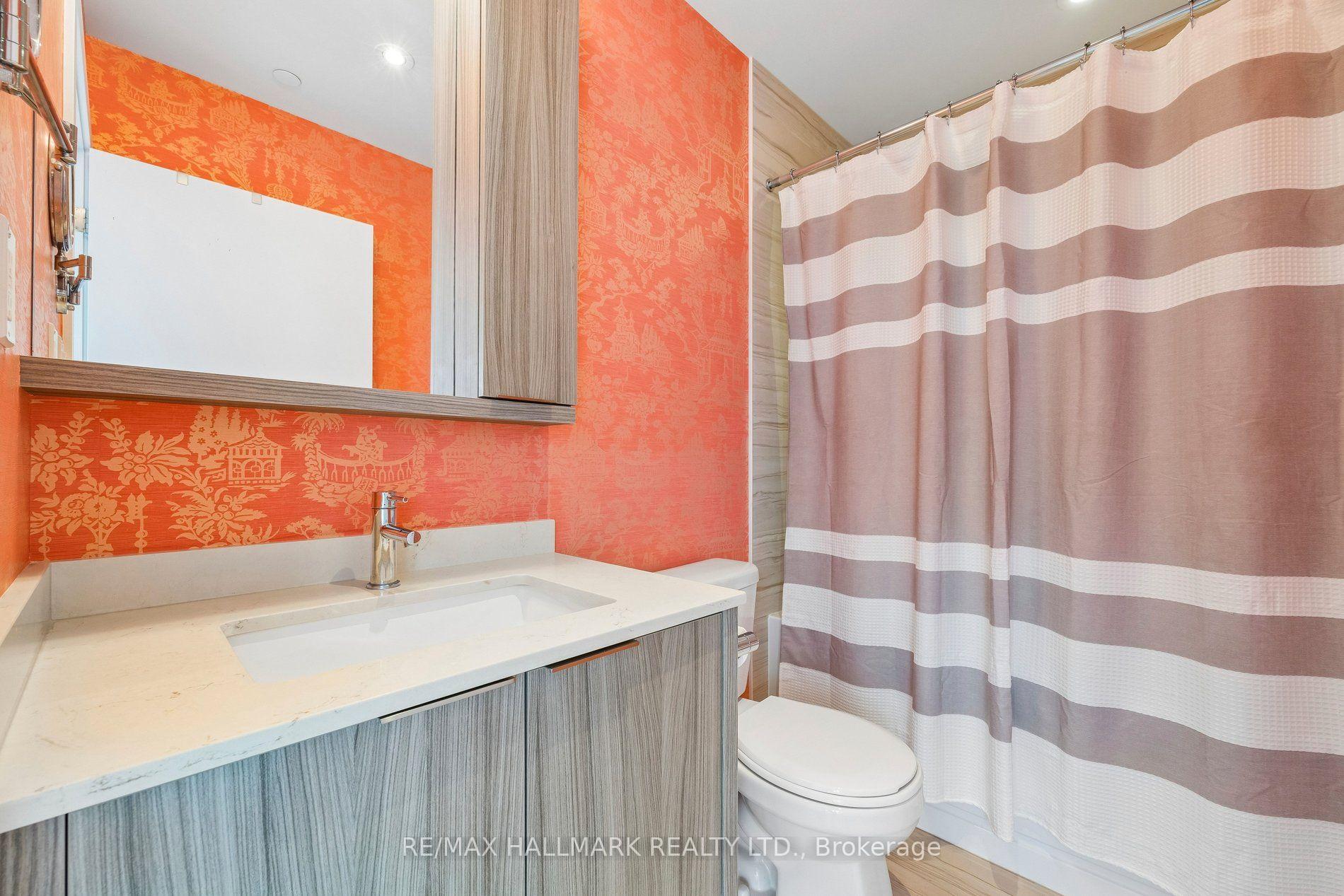 Photo 12 of Unit 924, 99 The Donway, North York, Banbury-Don Mills — HOMEH