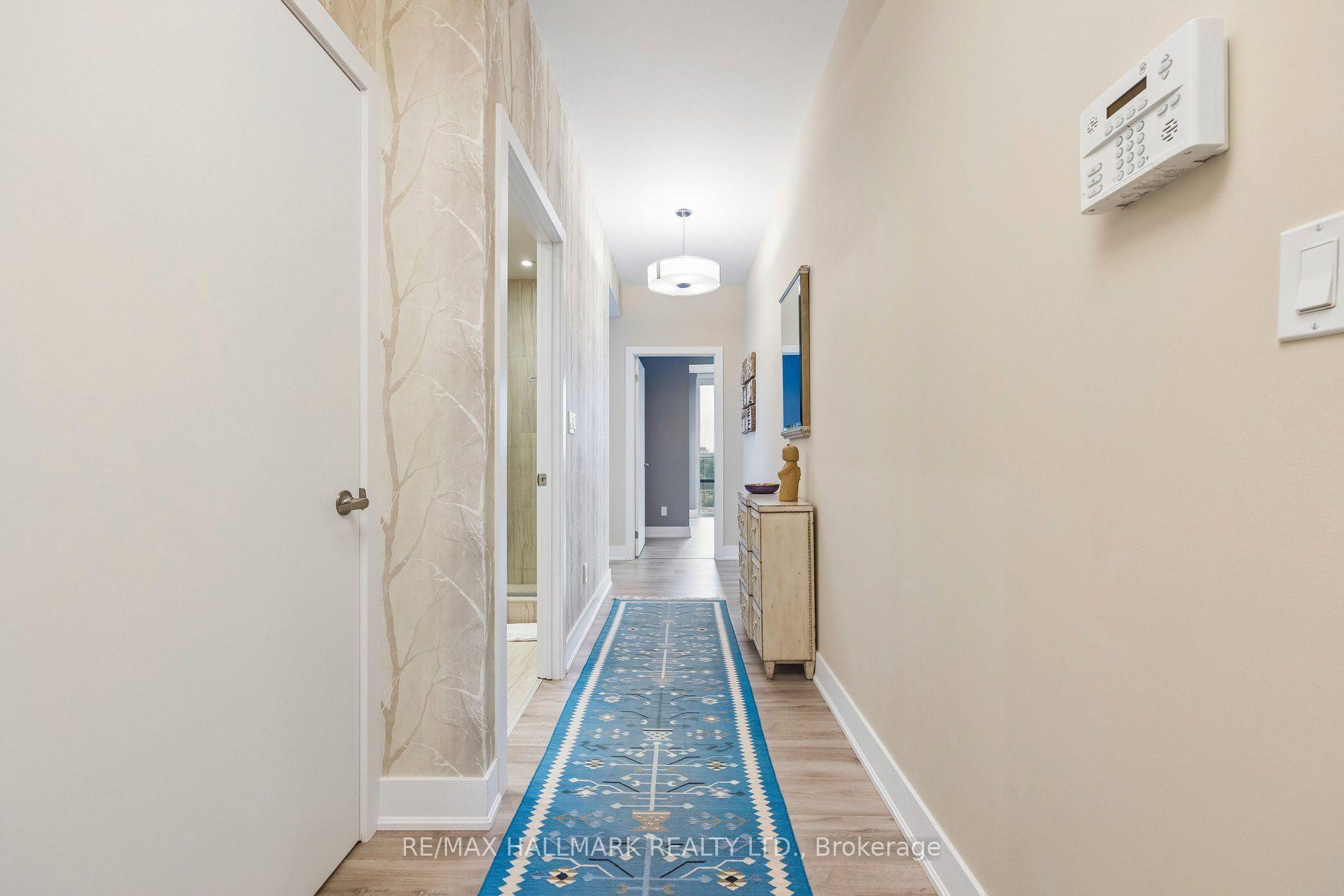 Photo 18 of Unit 924, 99 The Donway, North York, Banbury-Don Mills — HOMEH