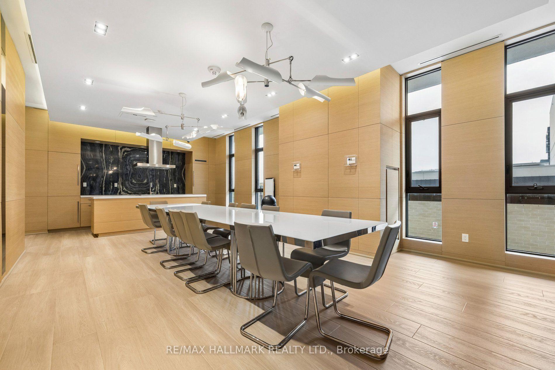 Photo 23 of Unit 924, 99 The Donway, North York, Banbury-Don Mills — HOMEH