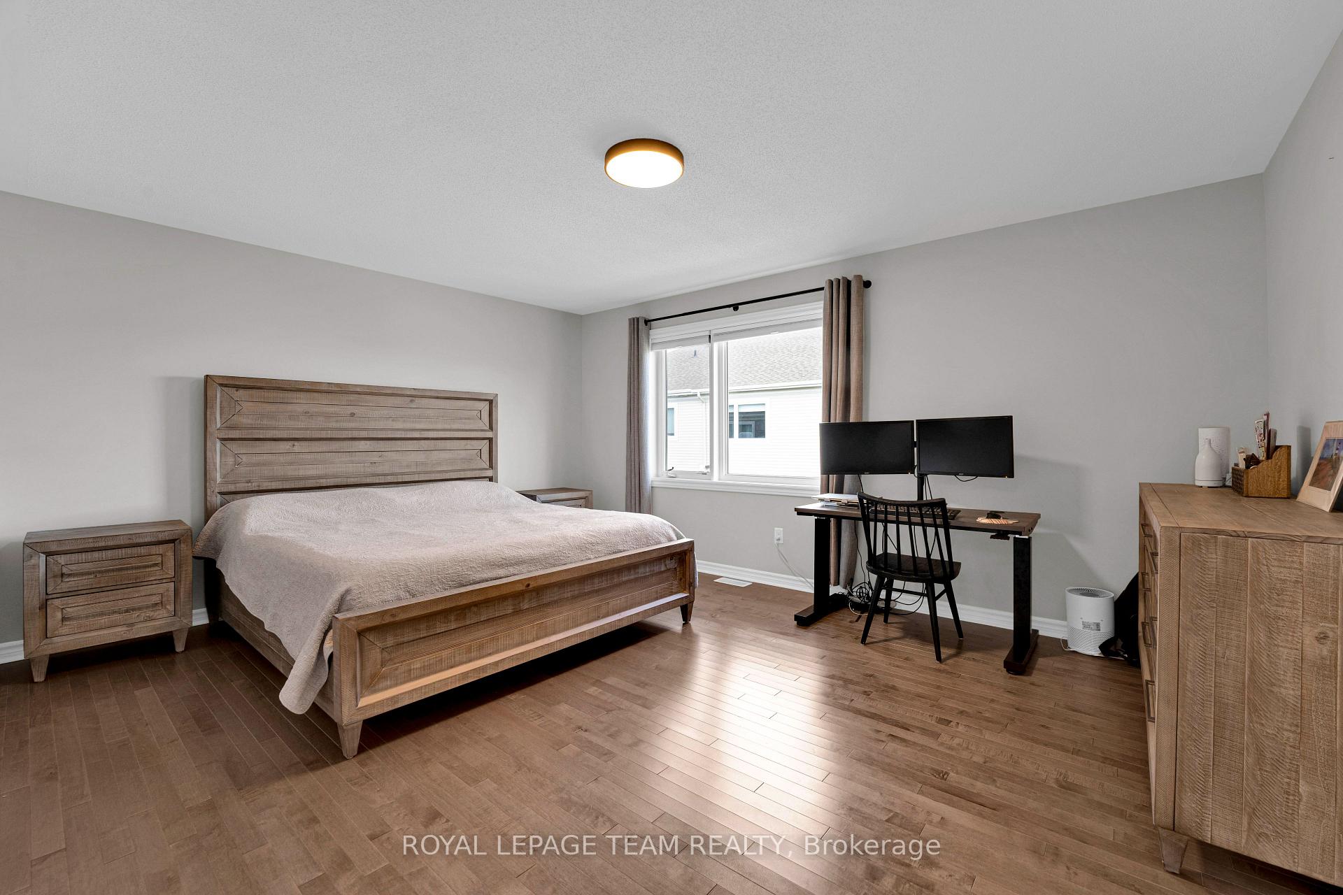 Photo 21 of 521 Loury Row, Ottawa, Chapel Hill South - Orleans Village — HOMEH