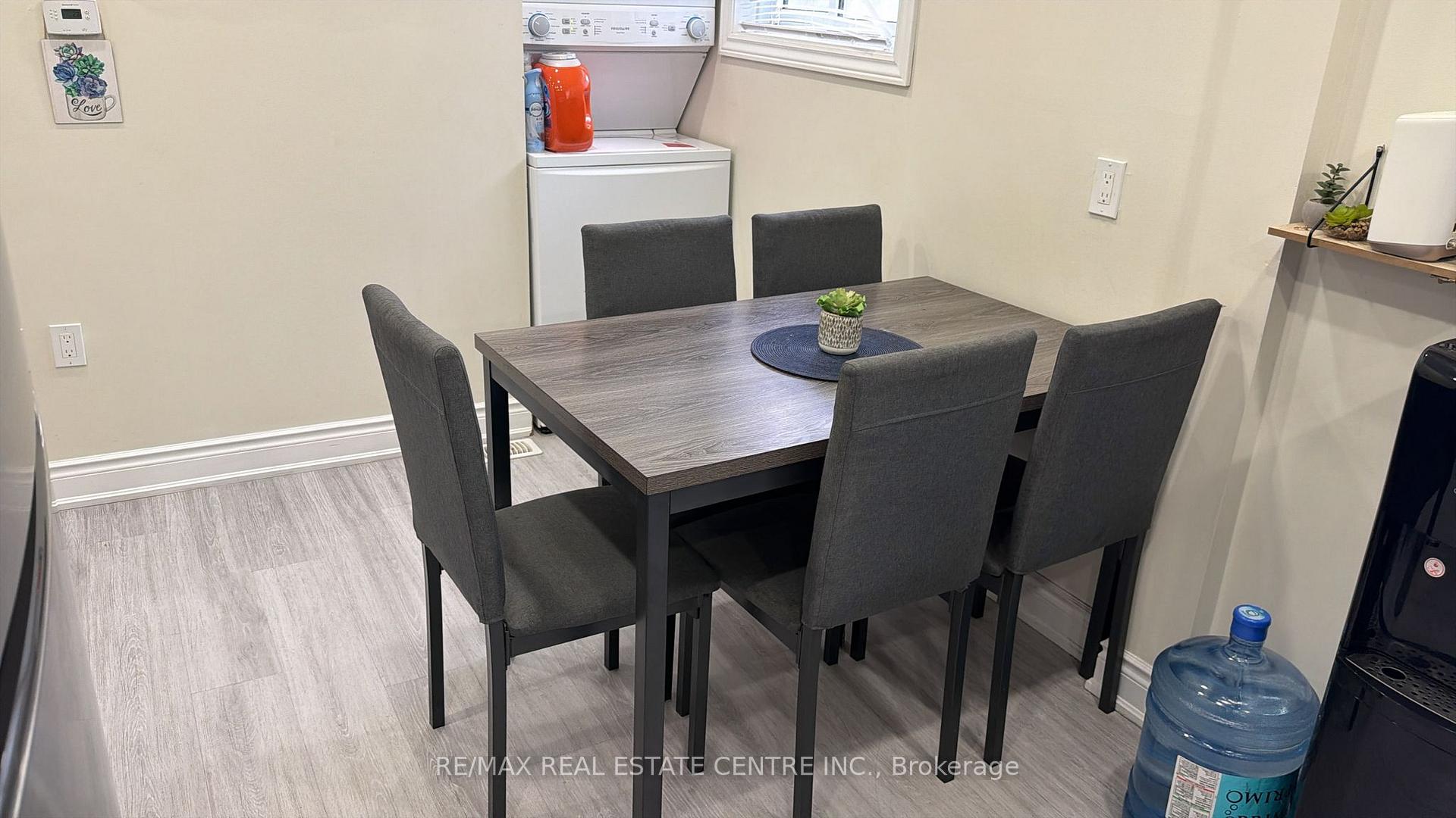 Photo 16 of Unit Upper, 15 Chelsea Road, Kitchener, Heritage Park - Kitchener — HOMEH