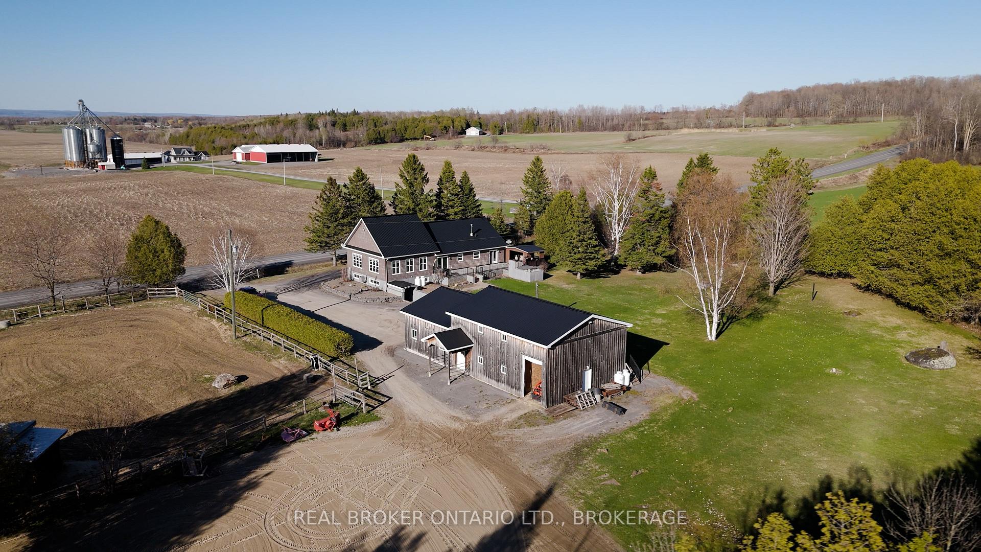 Photo 3 of 1850 Ridge Road W, Champlain, Champlain Twp — HOMEH