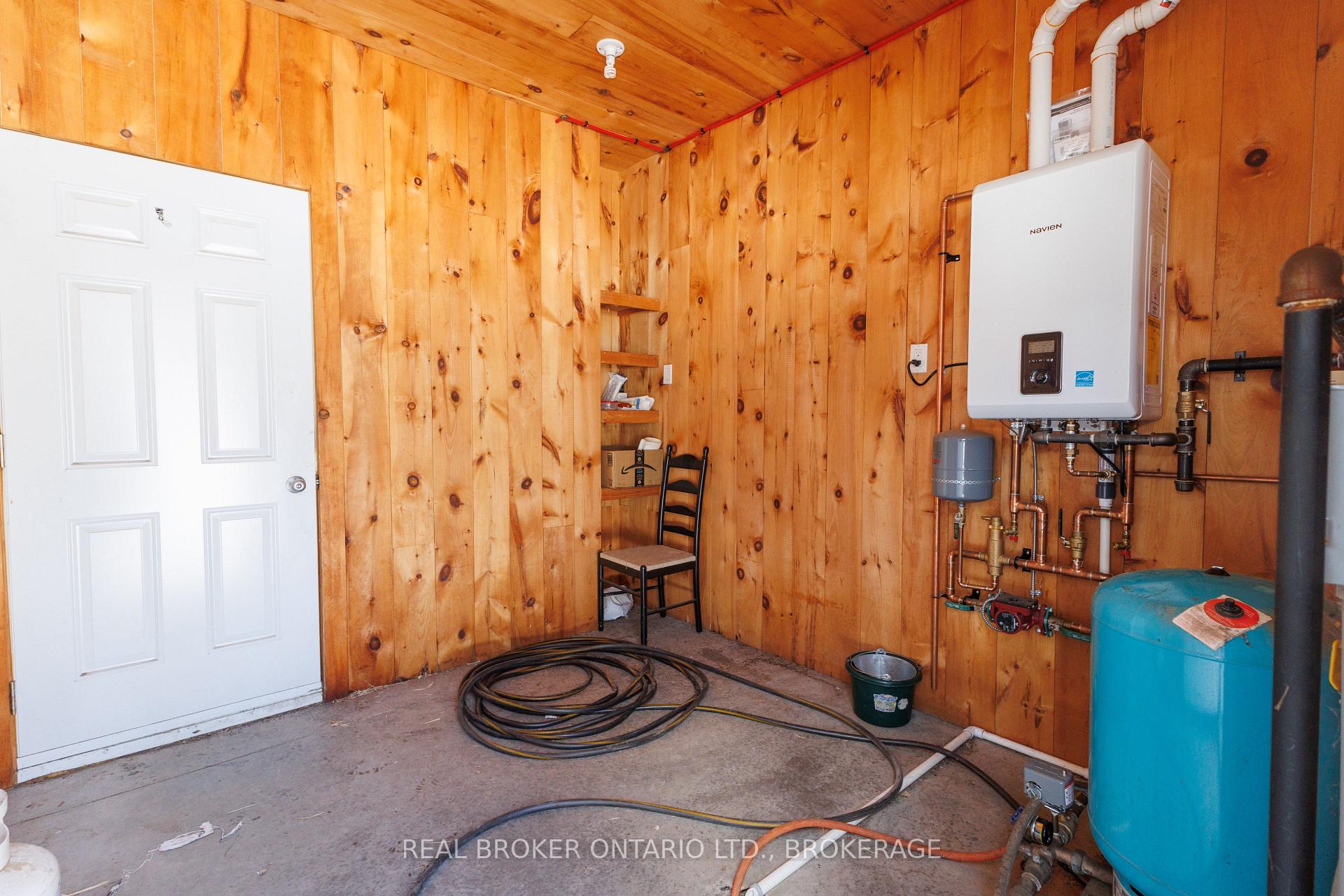 Photo 8 of 1850 Ridge Road W, Champlain, Champlain Twp — HOMEH