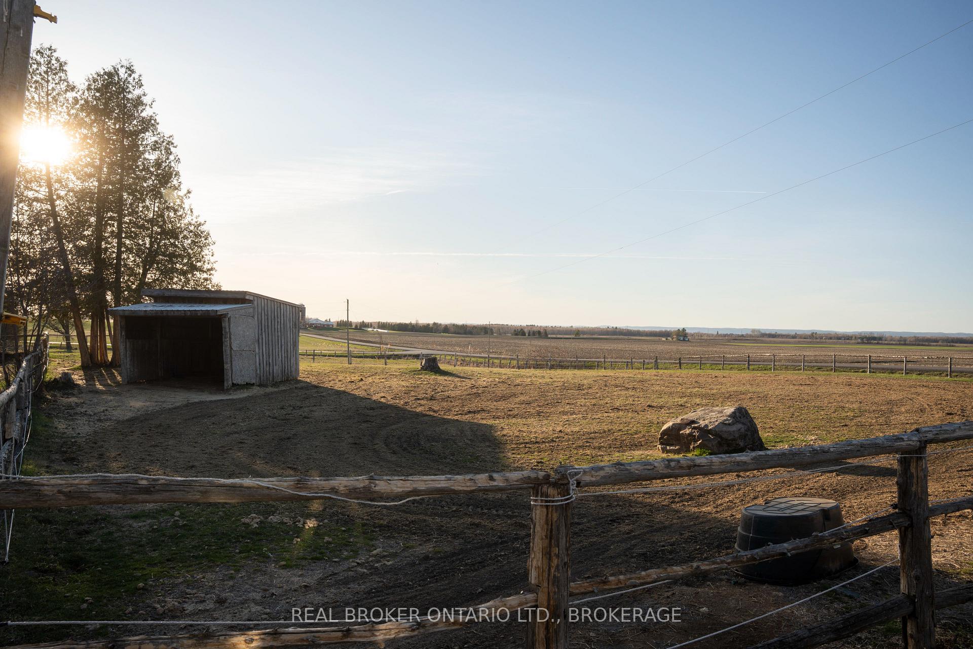 Photo 12 of 1850 Ridge Road W, Champlain, Champlain Twp — HOMEH