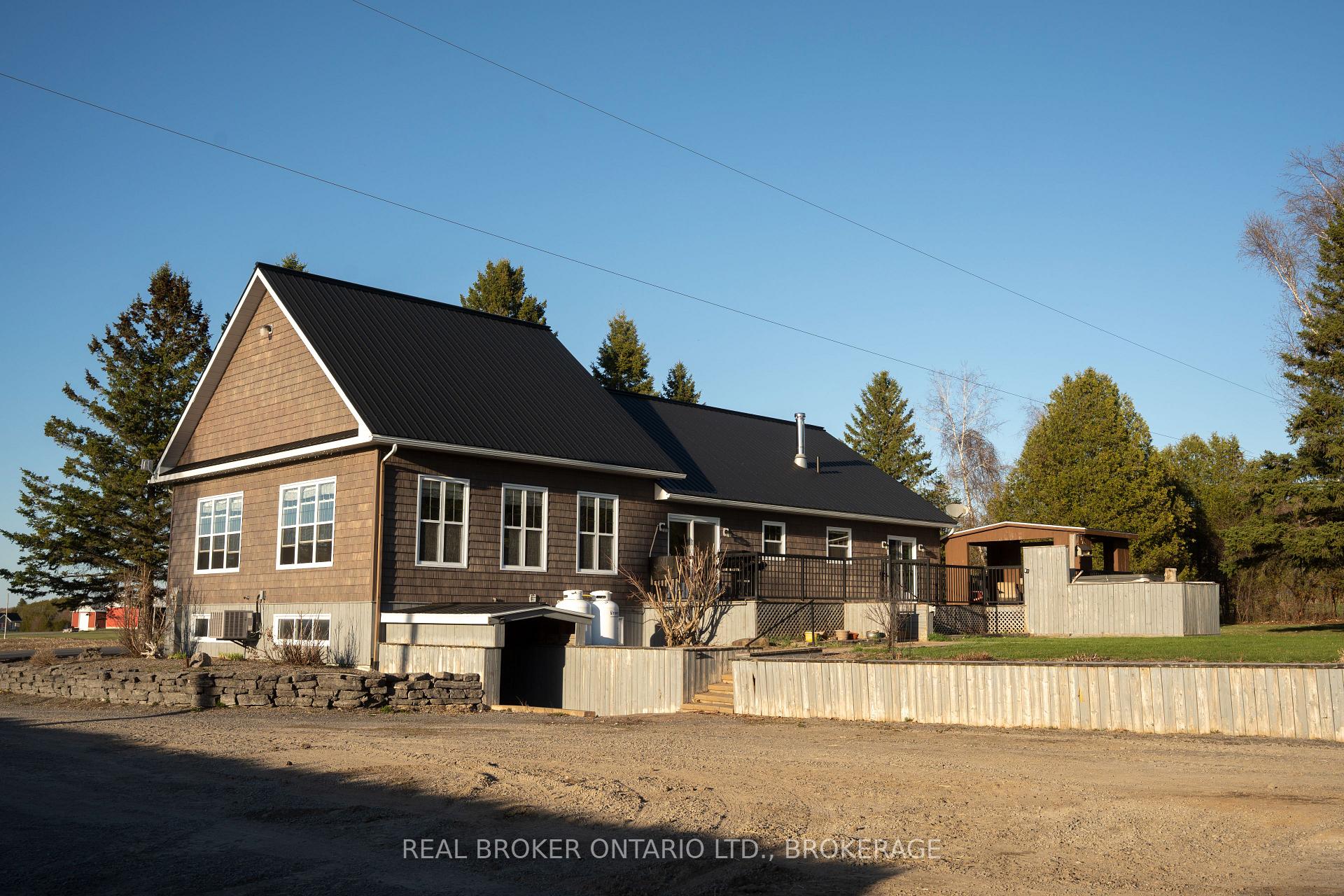 Photo 43 of 1850 Ridge Road W, Champlain, Champlain Twp — HOMEH