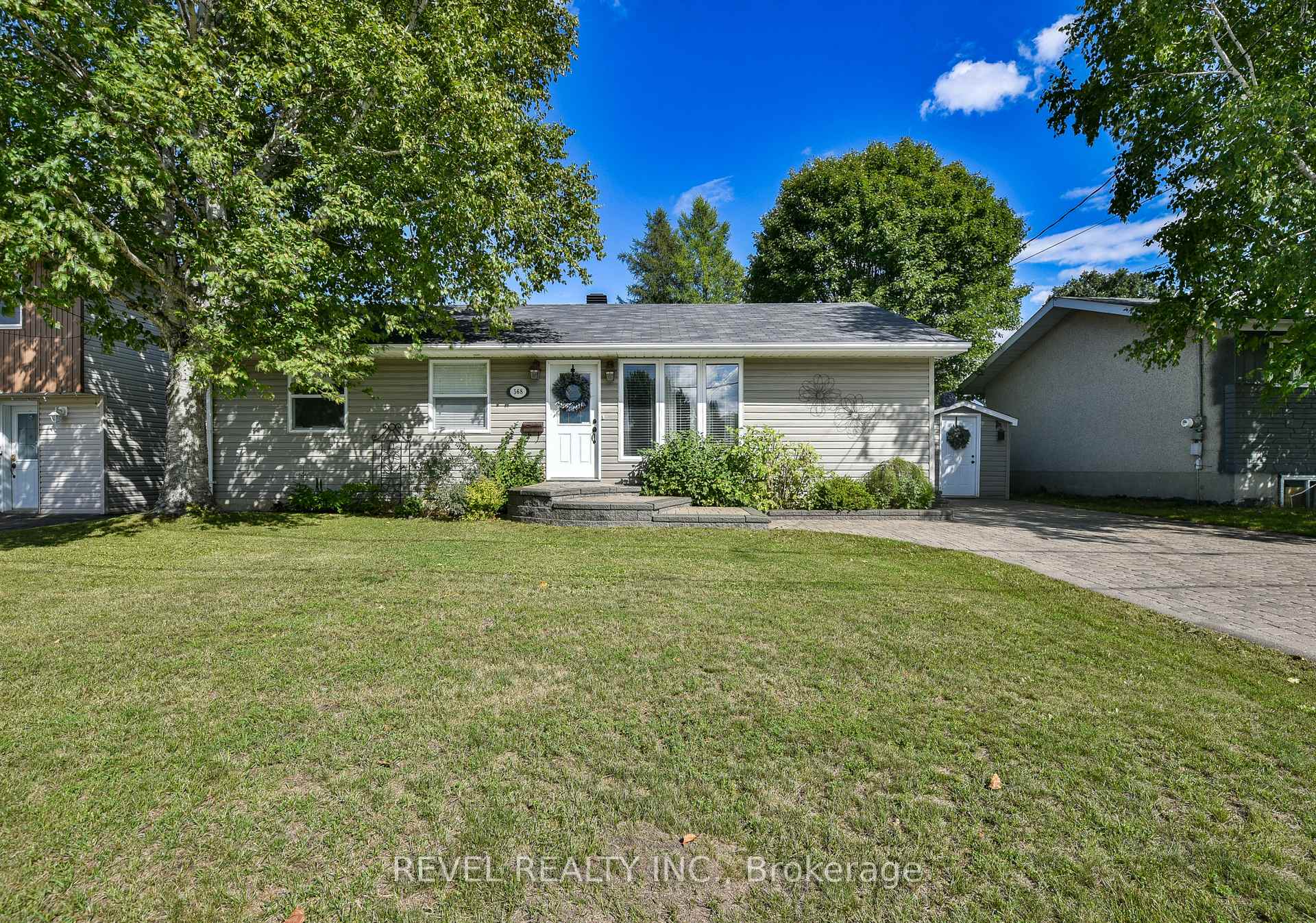 Photo 1 of 568 Tamarack Street, Timmins, TNE - North — HOMEH