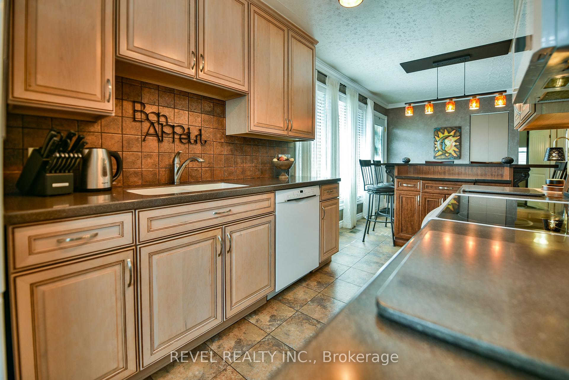 Photo 22 of 568 Tamarack Street, Timmins, TNE - North — HOMEH