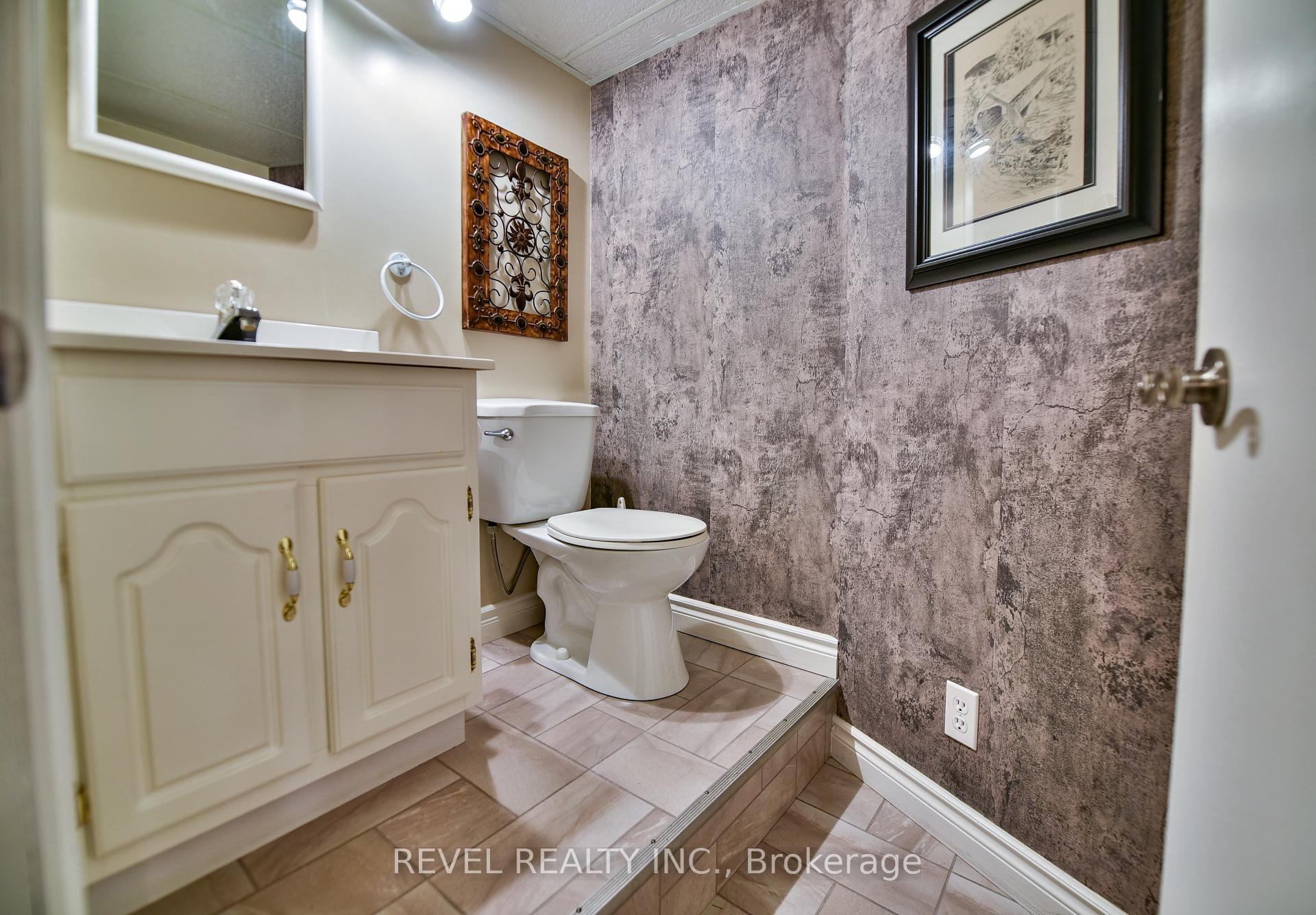 Photo 40 of 568 Tamarack Street, Timmins, TNE - North — HOMEH