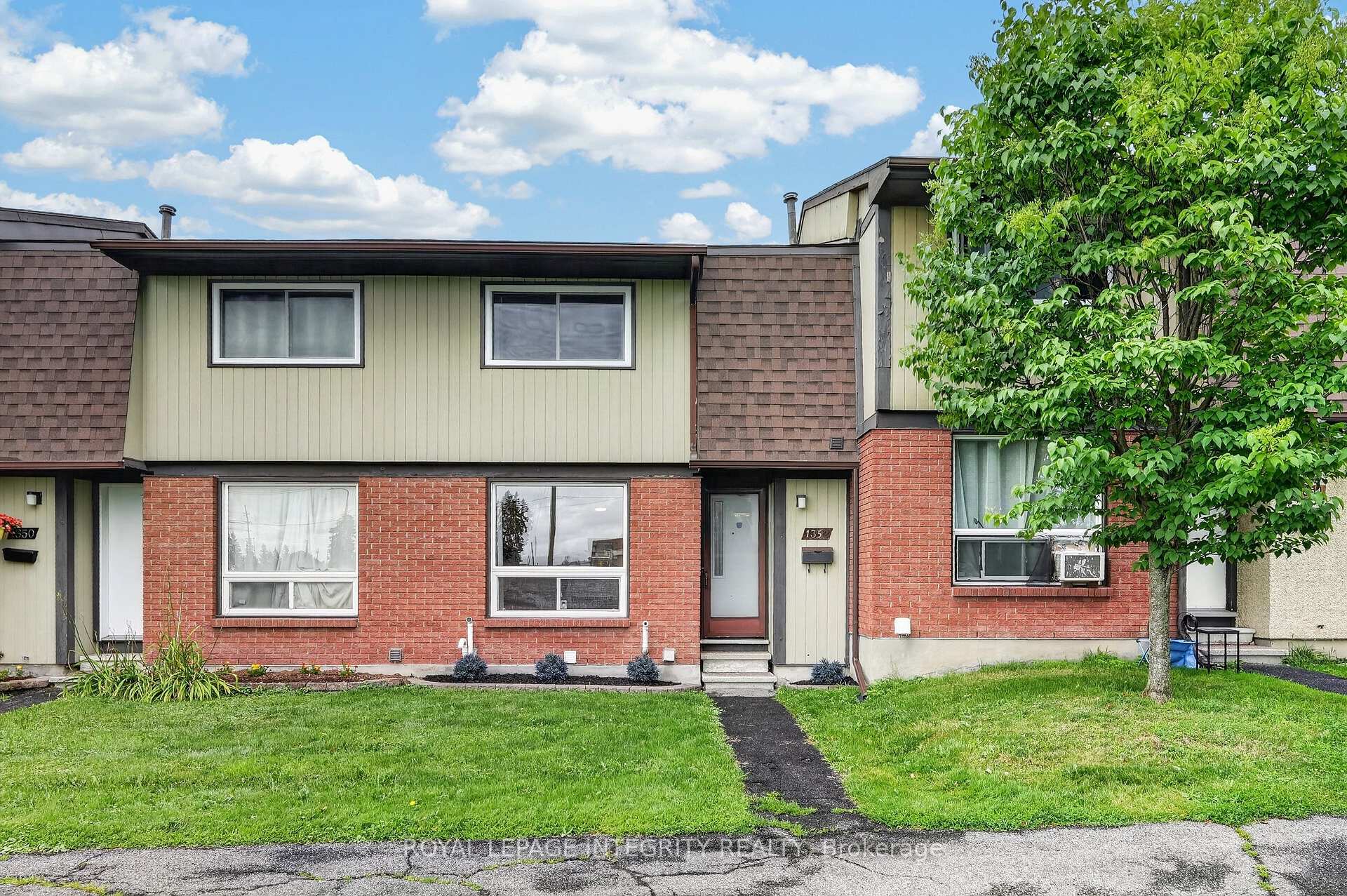 Photo of 1352 Bakker Court