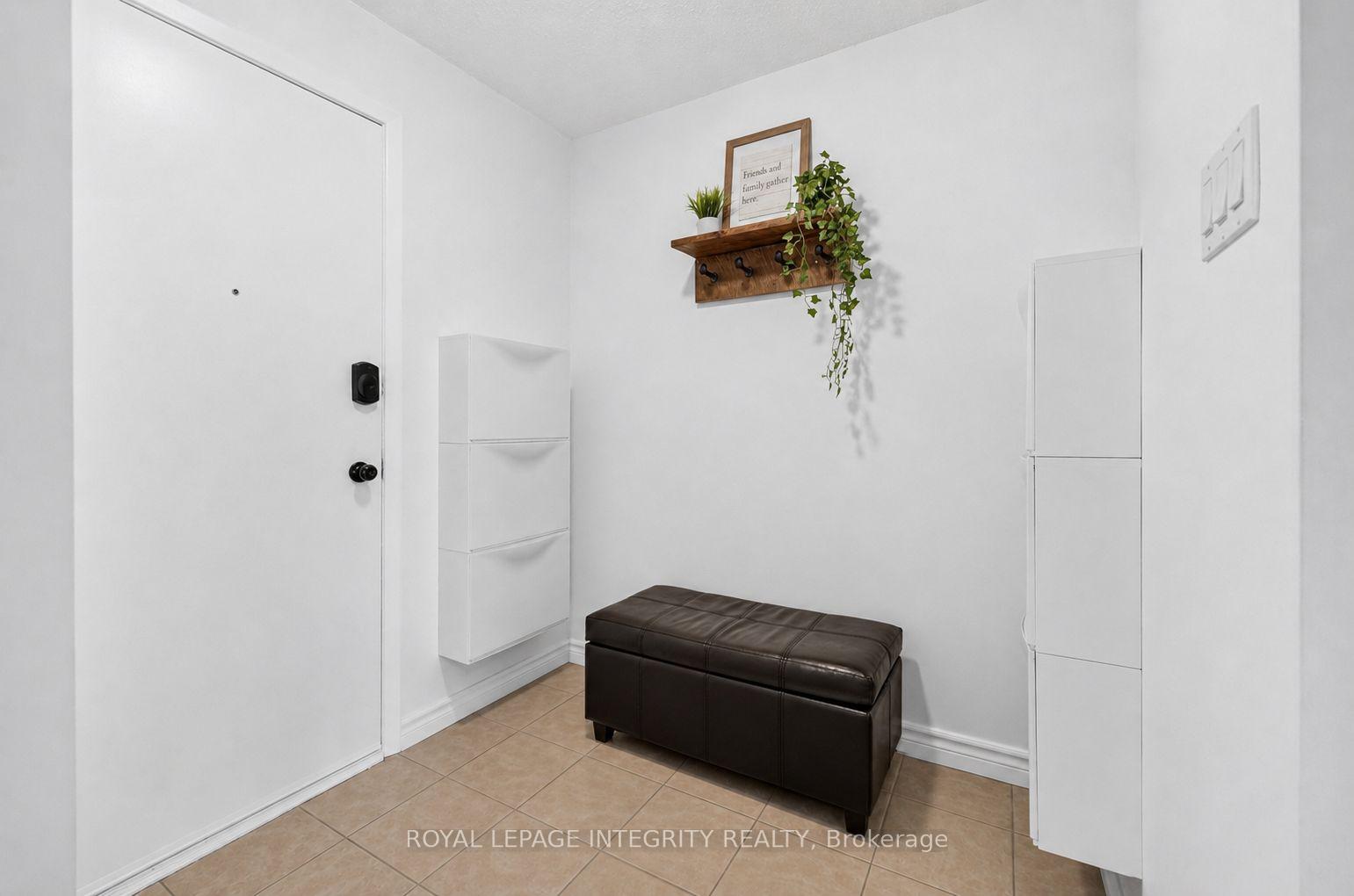 Photo 14 of 1352 Bakker Court, Ottawa, Convent Glen South — HOMEH