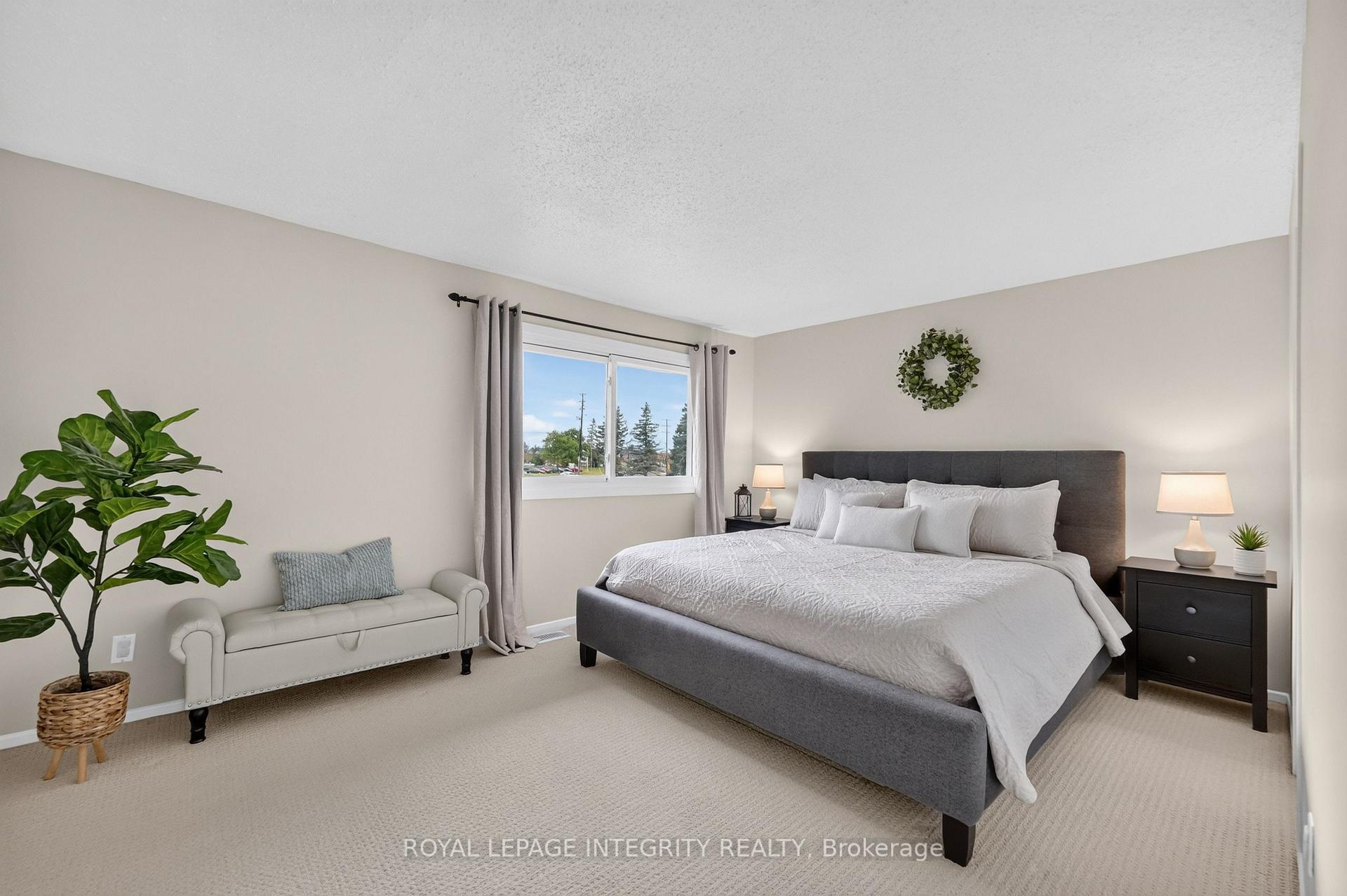 Photo 17 of 1352 Bakker Court, Ottawa, Convent Glen South — HOMEH