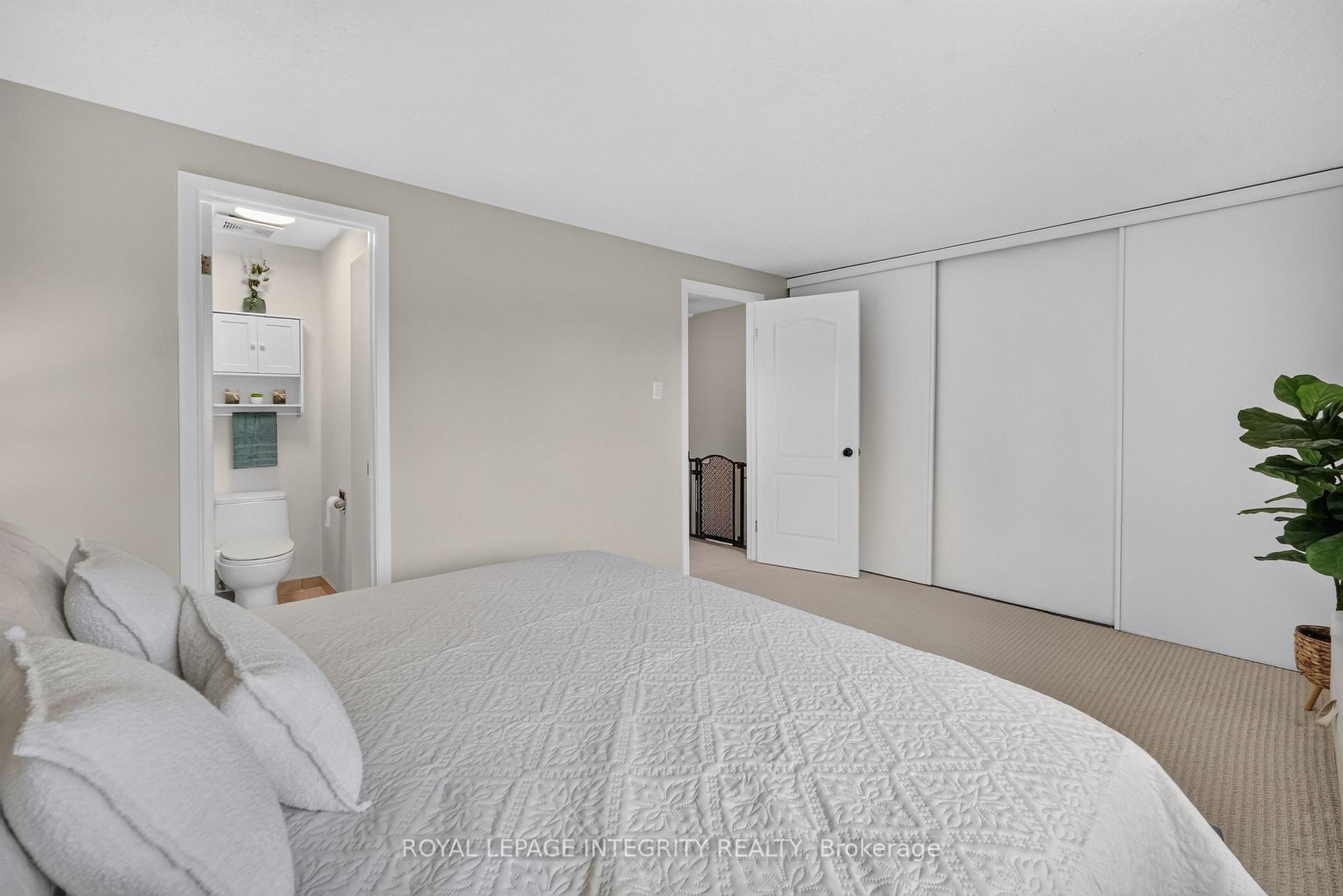 Photo 18 of 1352 Bakker Court, Ottawa, Convent Glen South — HOMEH