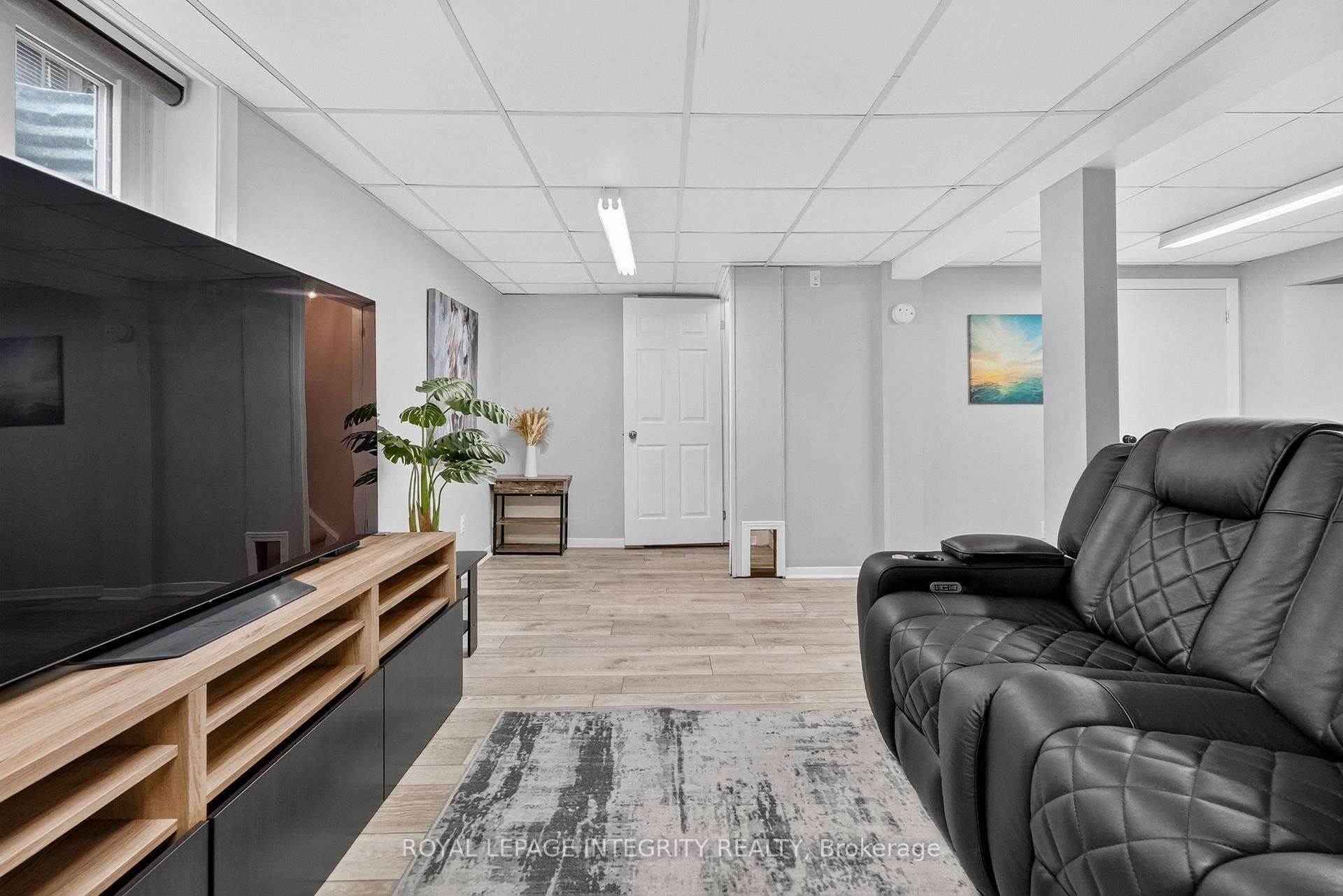 Photo 29 of 1352 Bakker Court, Ottawa, Convent Glen South — HOMEH