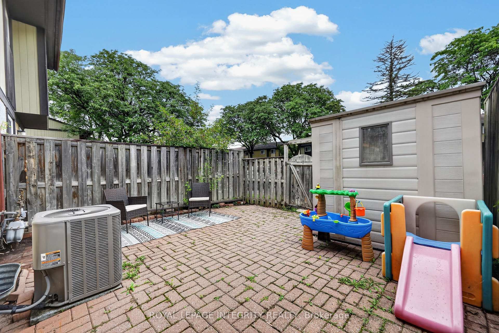 Photo 35 of 1352 Bakker Court, Ottawa, Convent Glen South — HOMEH