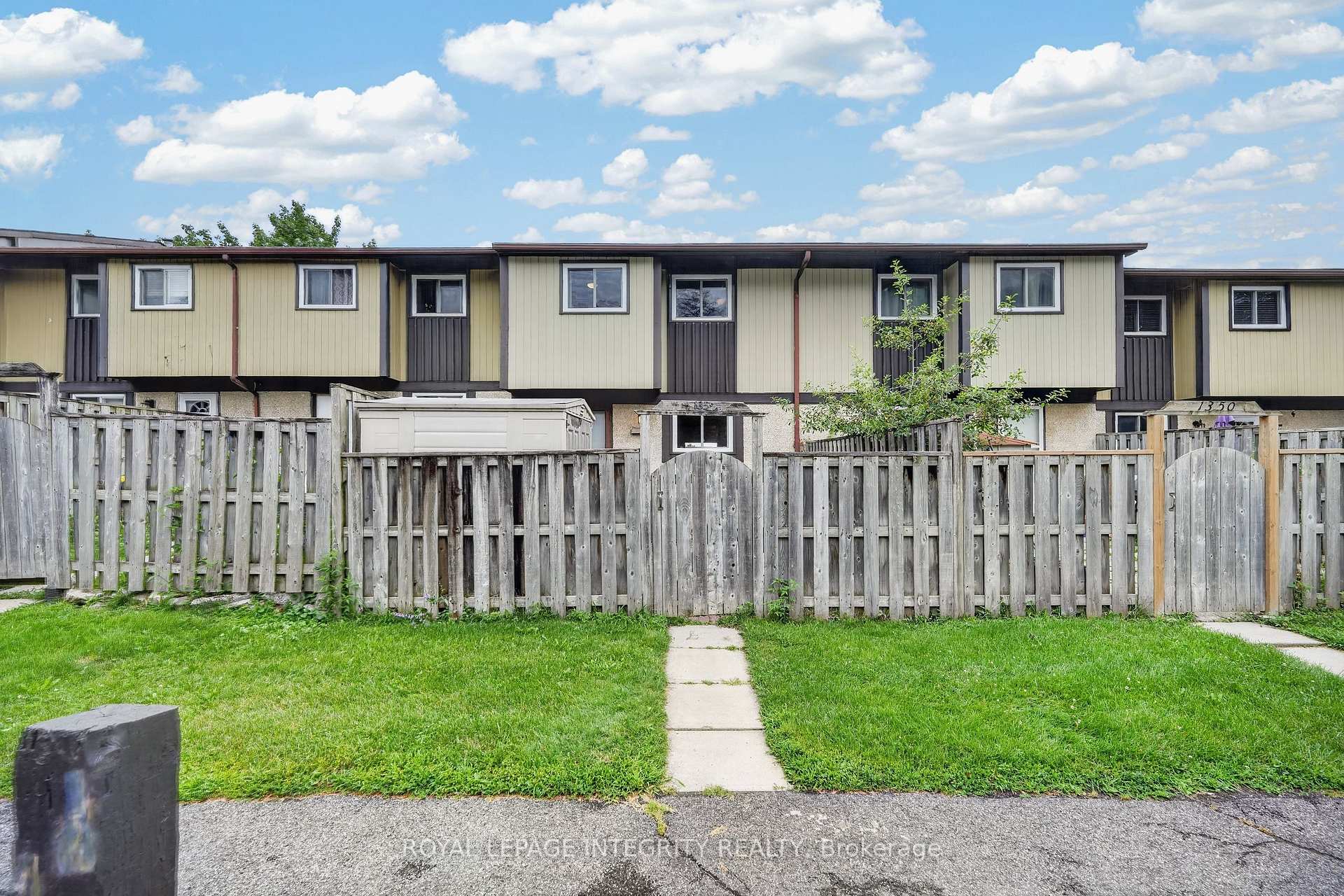 Photo 37 of 1352 Bakker Court, Ottawa, Convent Glen South — HOMEH