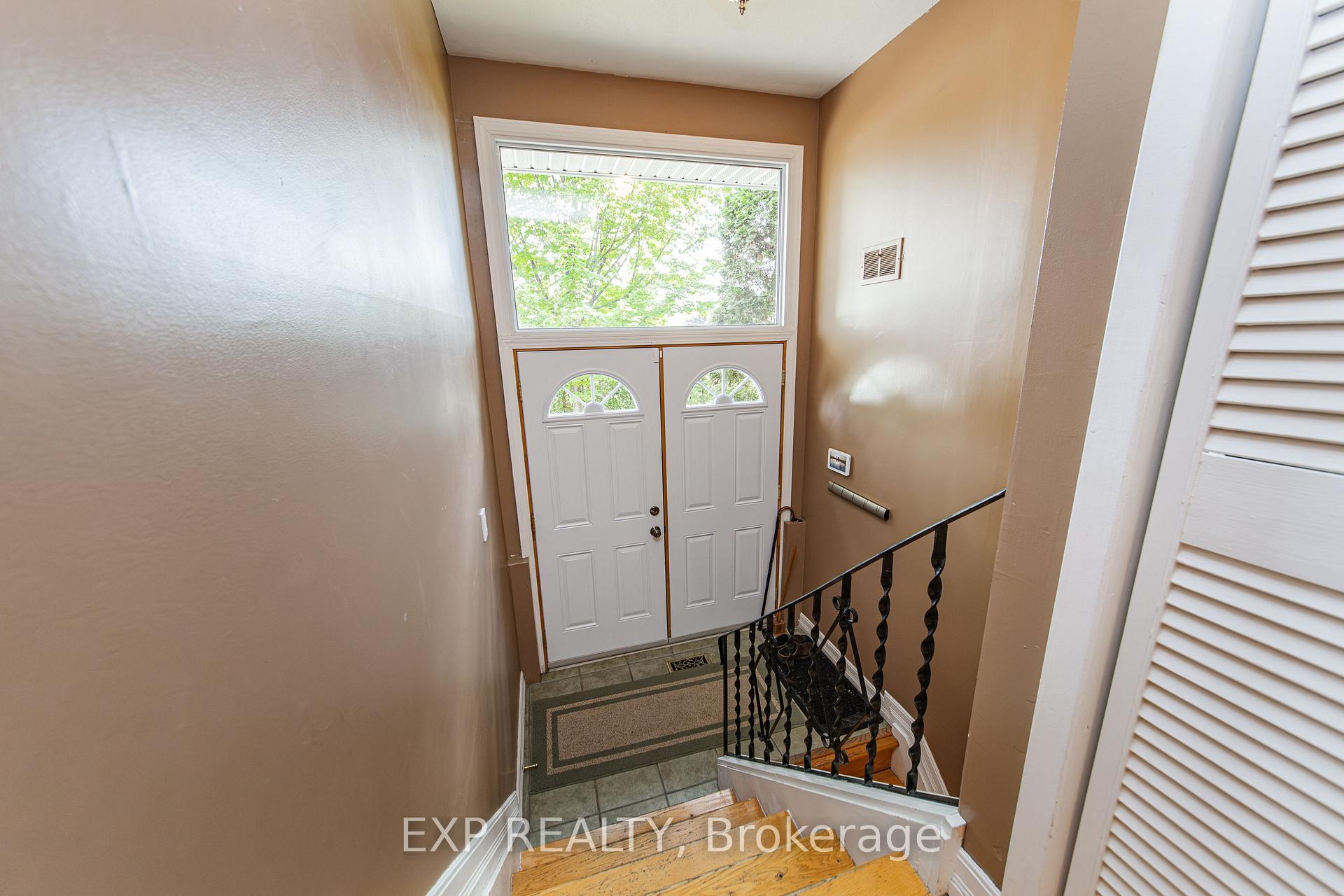Photo 2 of 5434 Long Island Road, Ottawa, Manotick Long Island & Nicholls Island — HOMEH