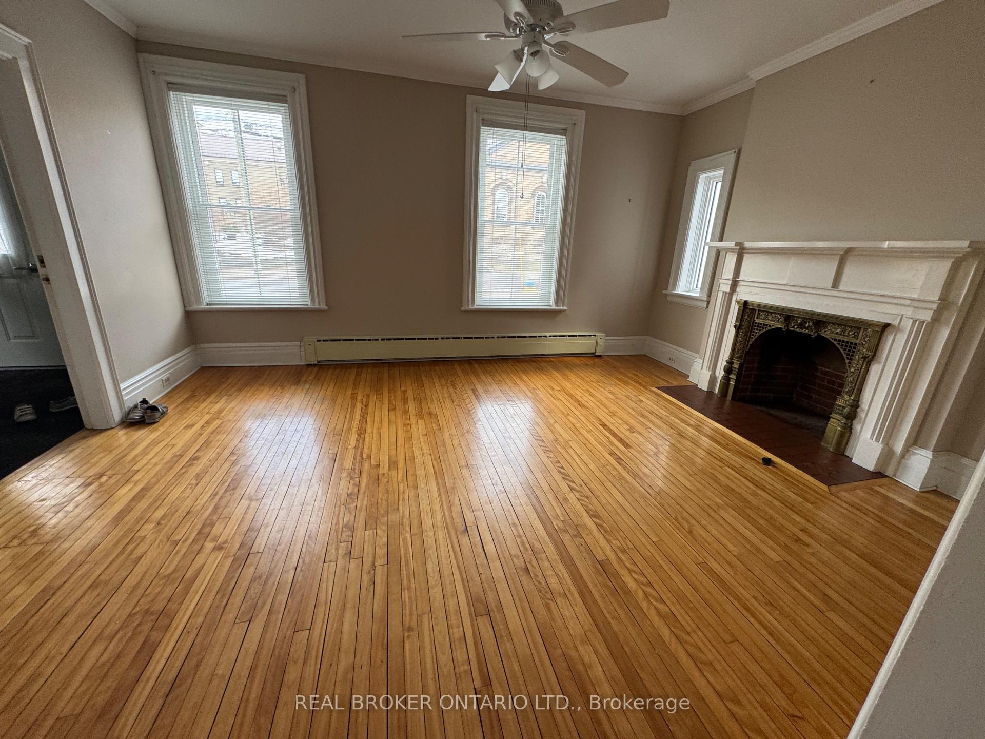 Photo 6 of Unit 2, 16 William Street, Brockville, Brockville — HOMEH