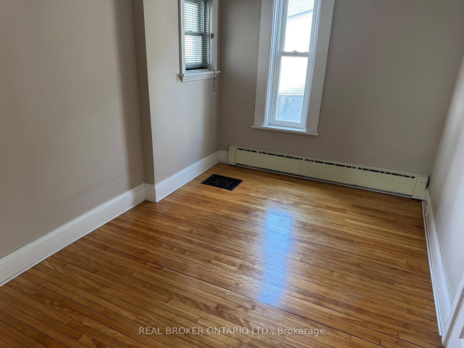 Photo 9 of Unit 2, 16 William Street, Brockville, Brockville — HOMEH