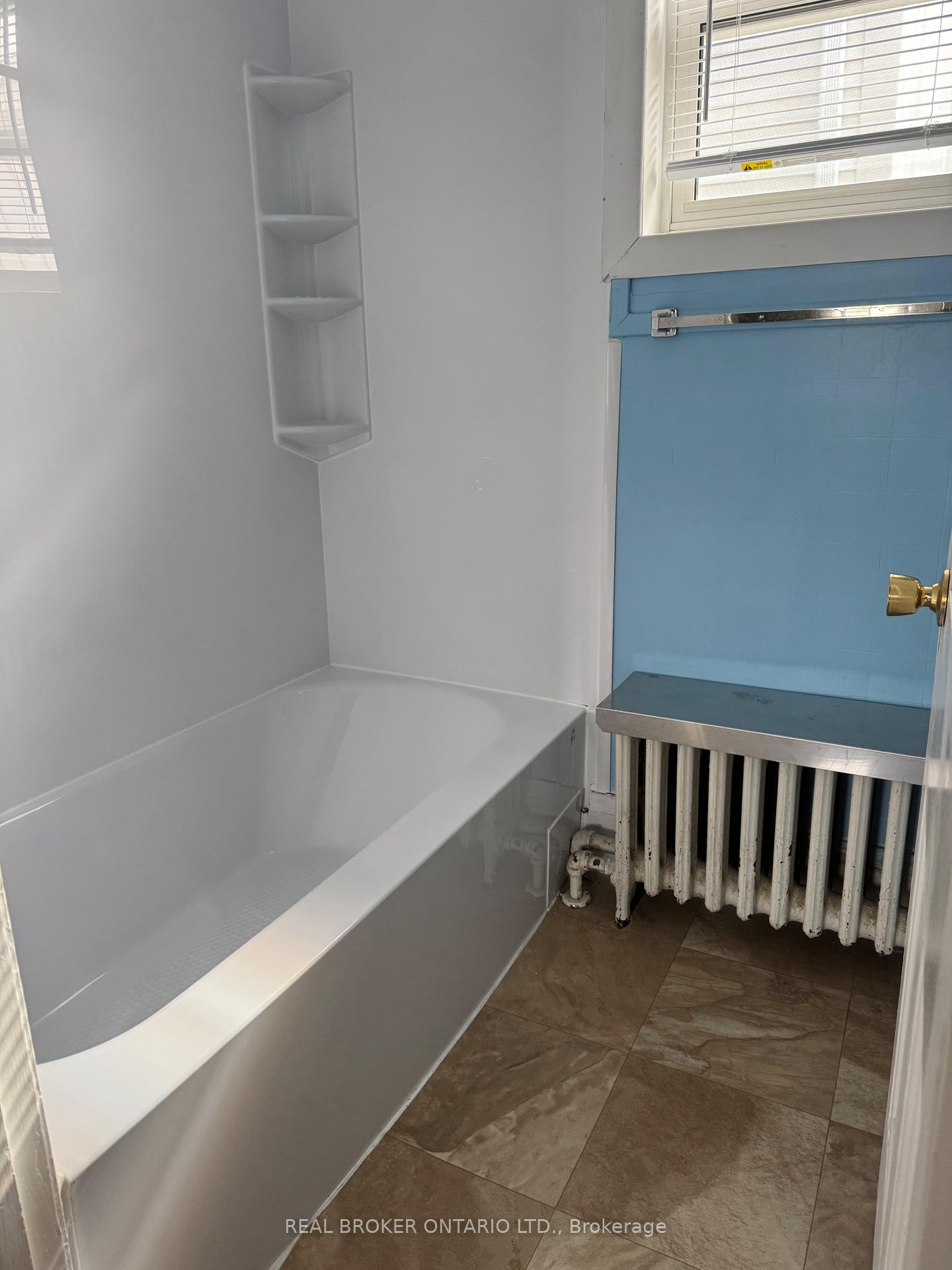 Photo 12 of Unit 2, 16 William Street, Brockville, Brockville — HOMEH