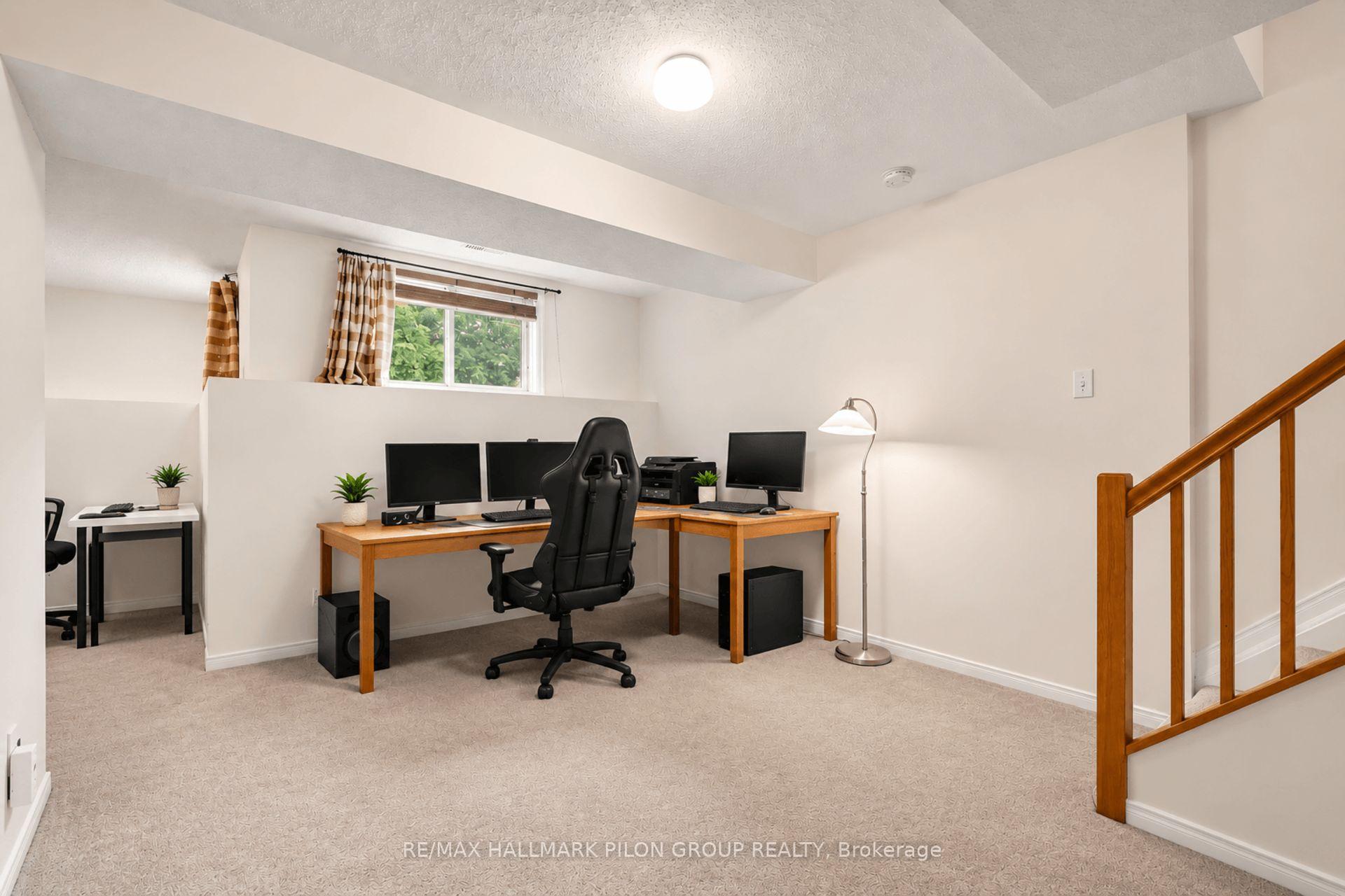 Photo 18 of 48 Jackman Terrace, Ottawa, Kanata - Katimavik — HOMEH