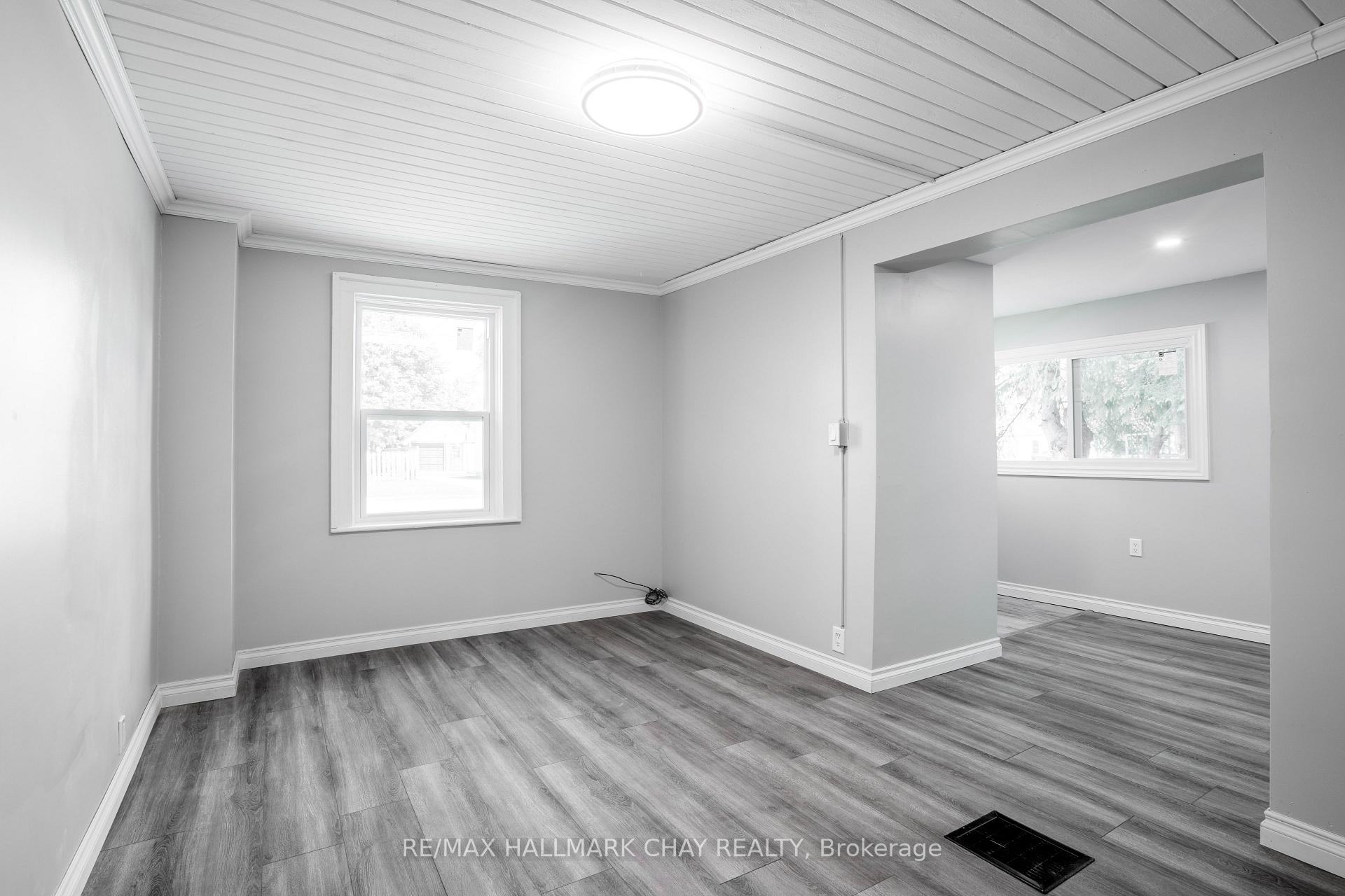 Photo 10 of 635 First Street S, Gravenhurst, Muskoka (S) — HOMEH